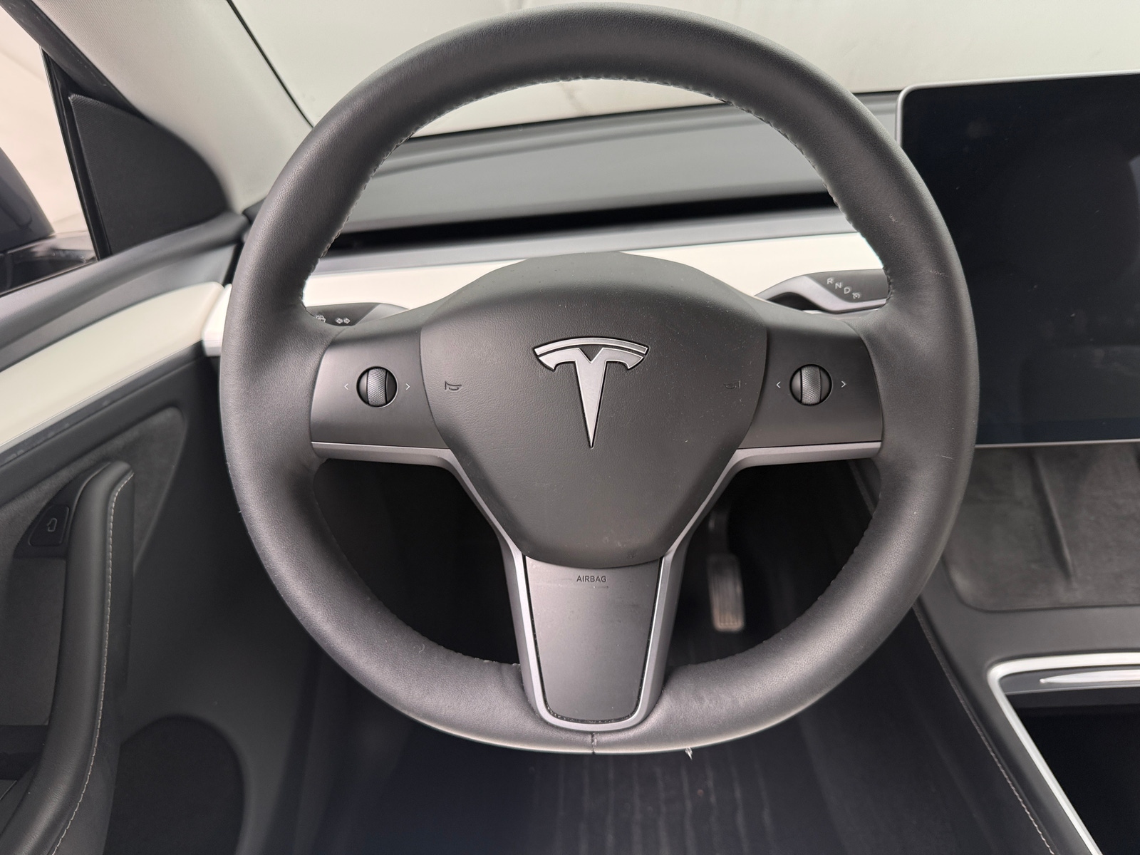 Thumbnail: 2023 Tesla Model Y - 4