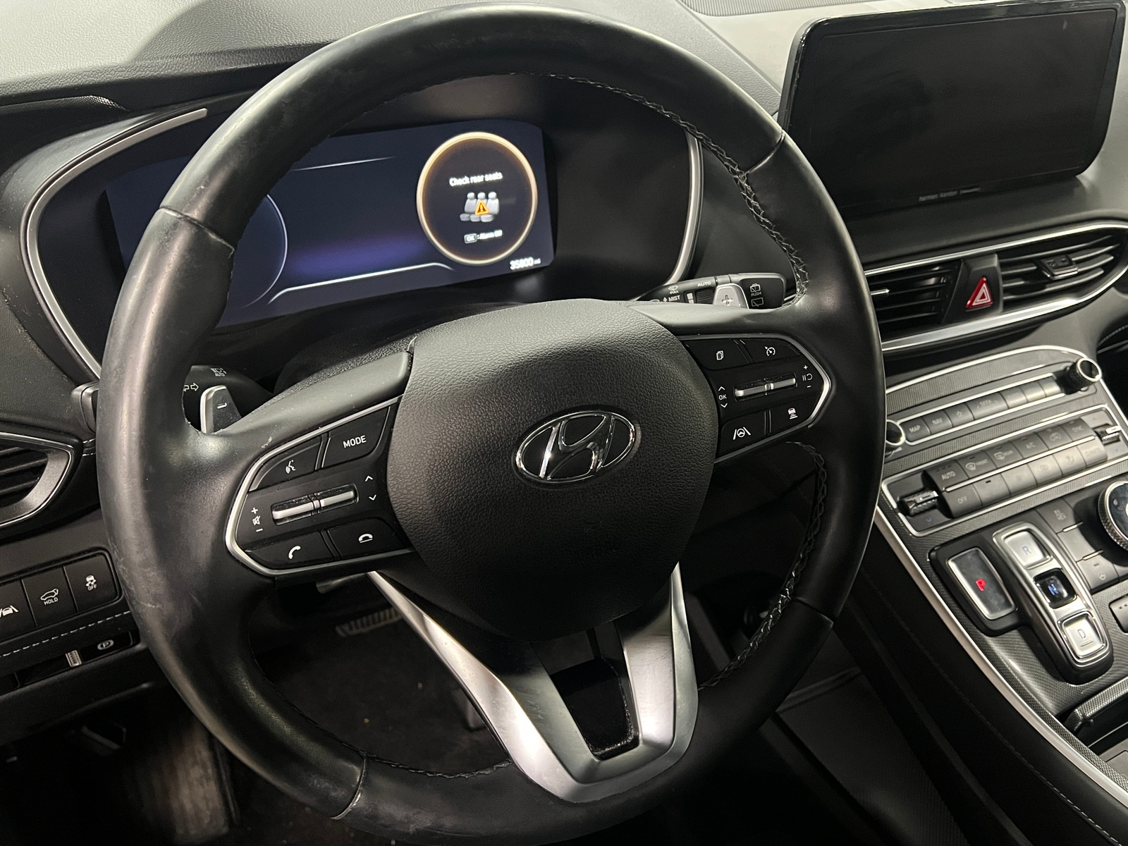 Thumbnail: 2022 Hyundai Santa Fe - 4