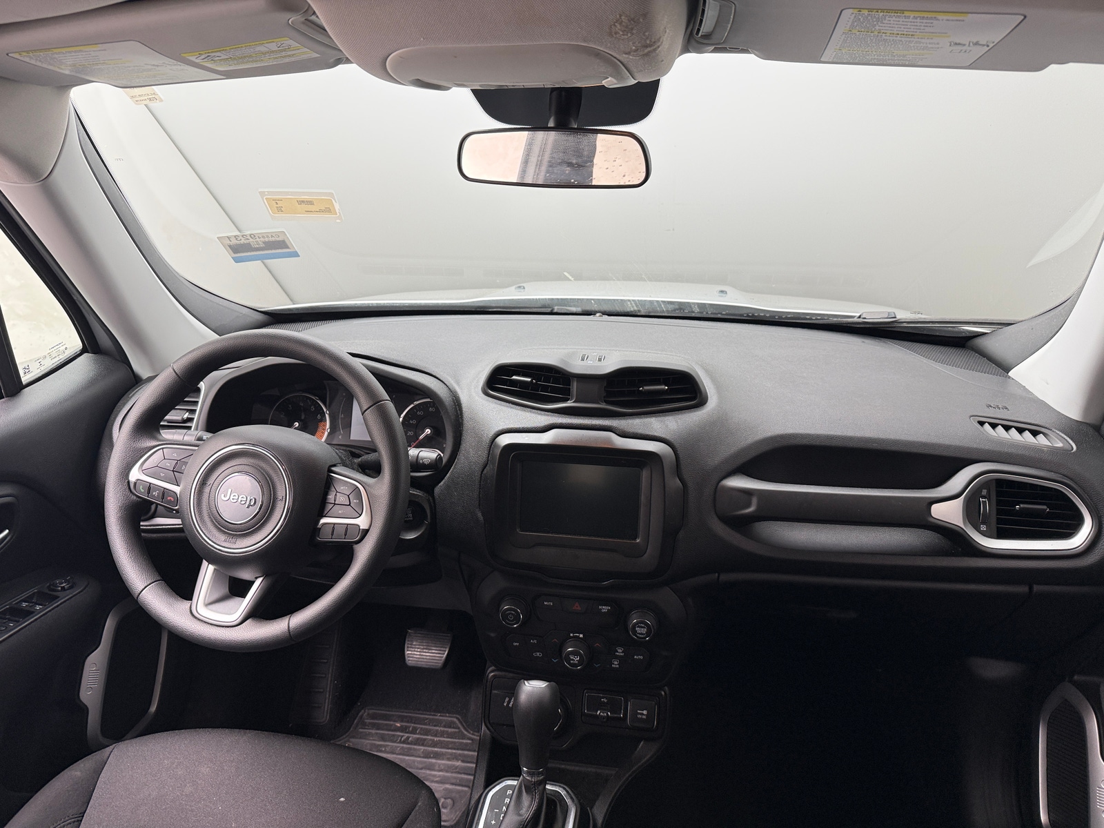 Thumbnail: 2019 Jeep Renegade - 3