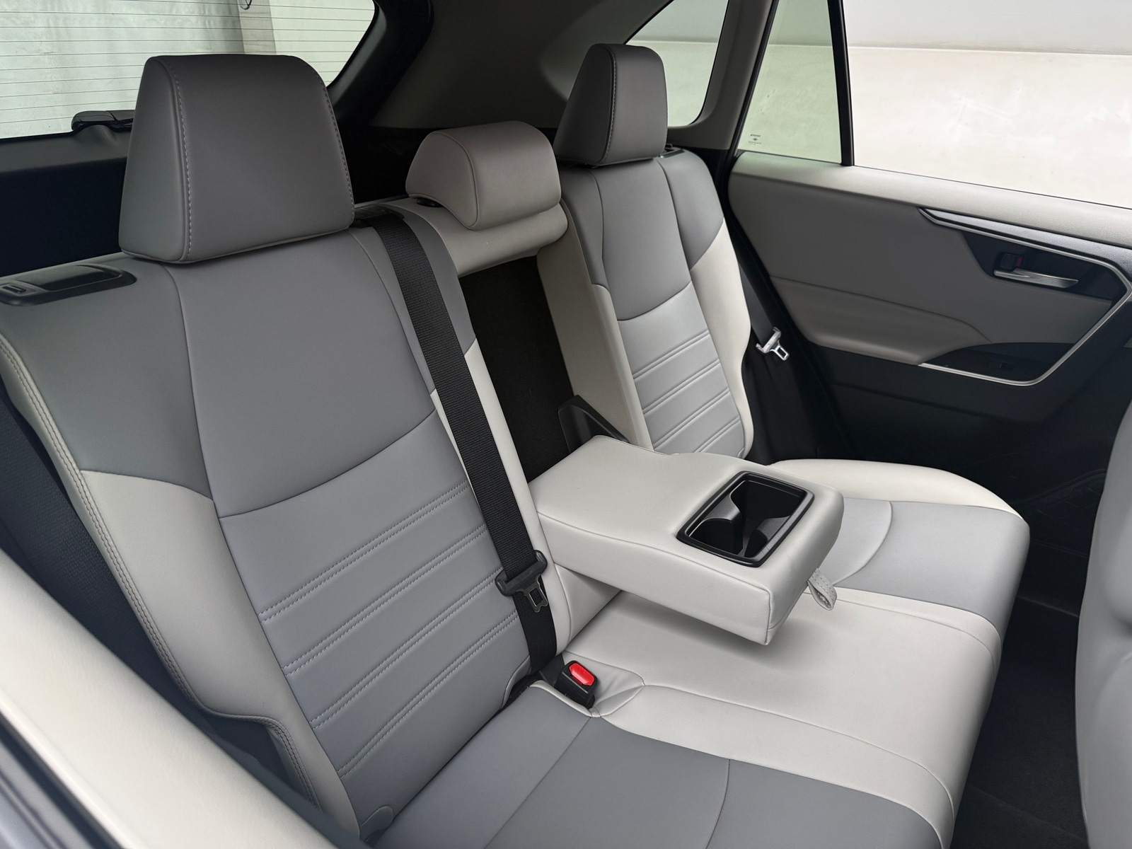 Thumbnail: 2020 Toyota RAV4 - 5