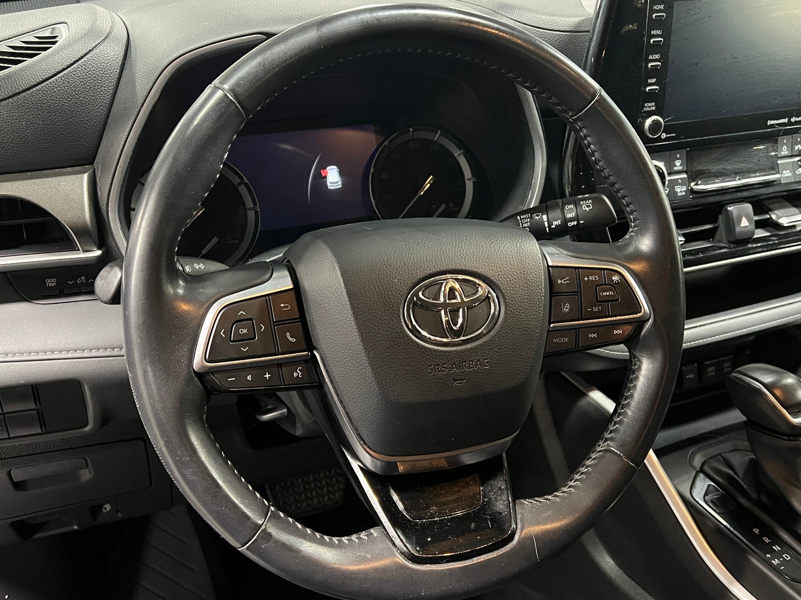 Thumbnail: 2020 Toyota Highlander - 4