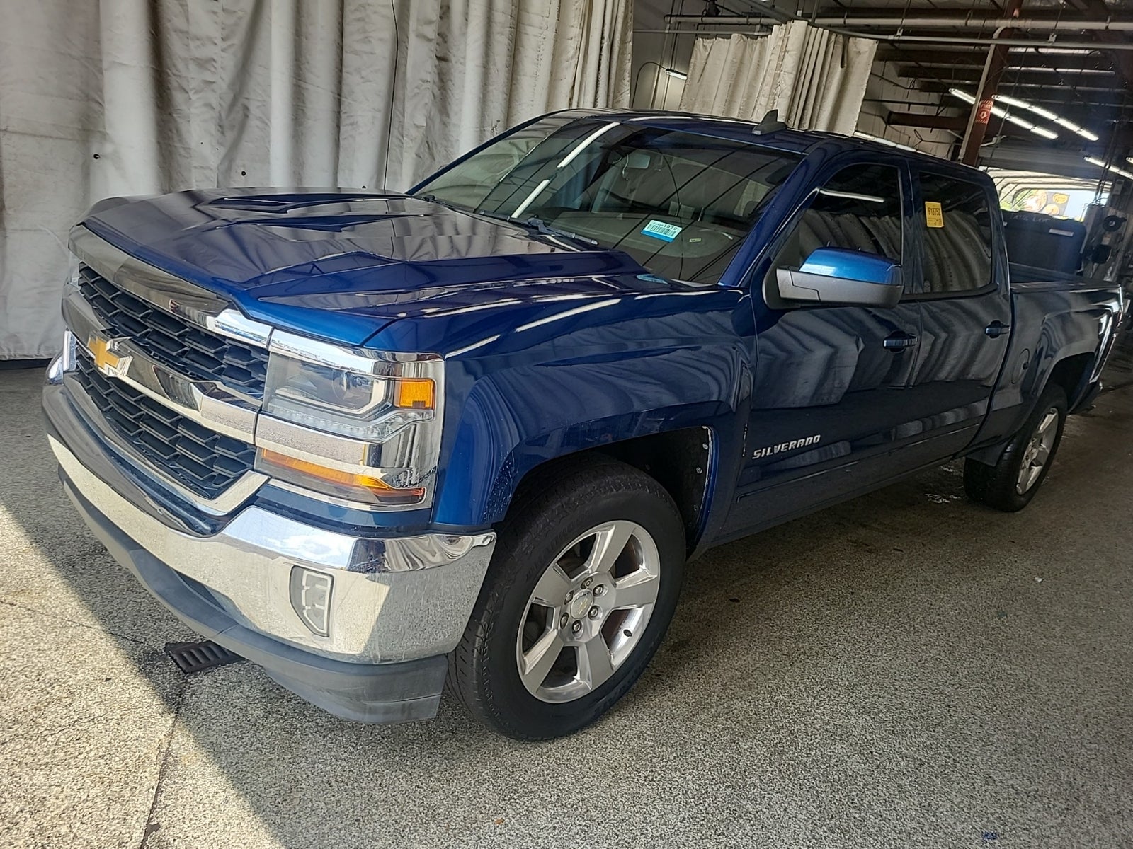 2018 Chevrolet Silverado 1500 2WD Crew Cab 153.0" LT W/1lt