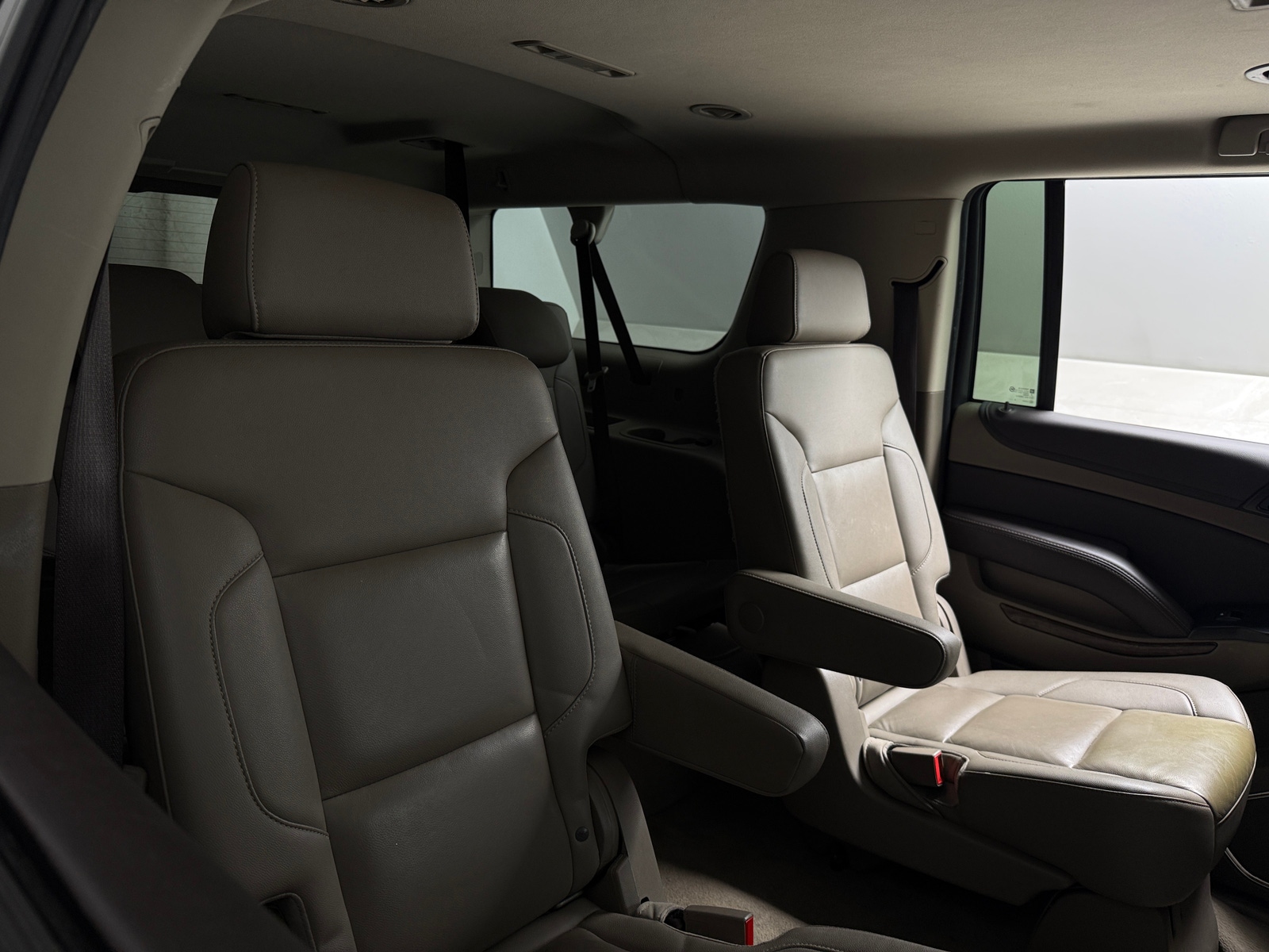 Thumbnail: 2020 Chevrolet Suburban - 5