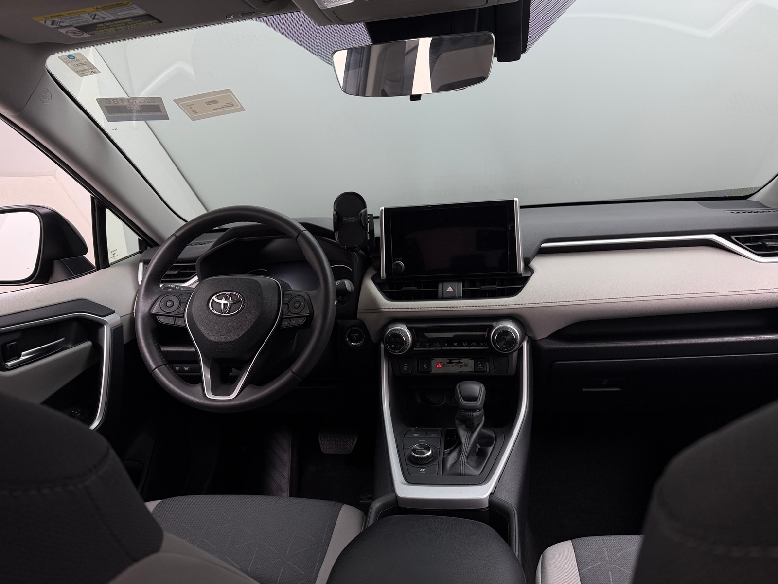Thumbnail: 2023 Toyota RAV4 - 3