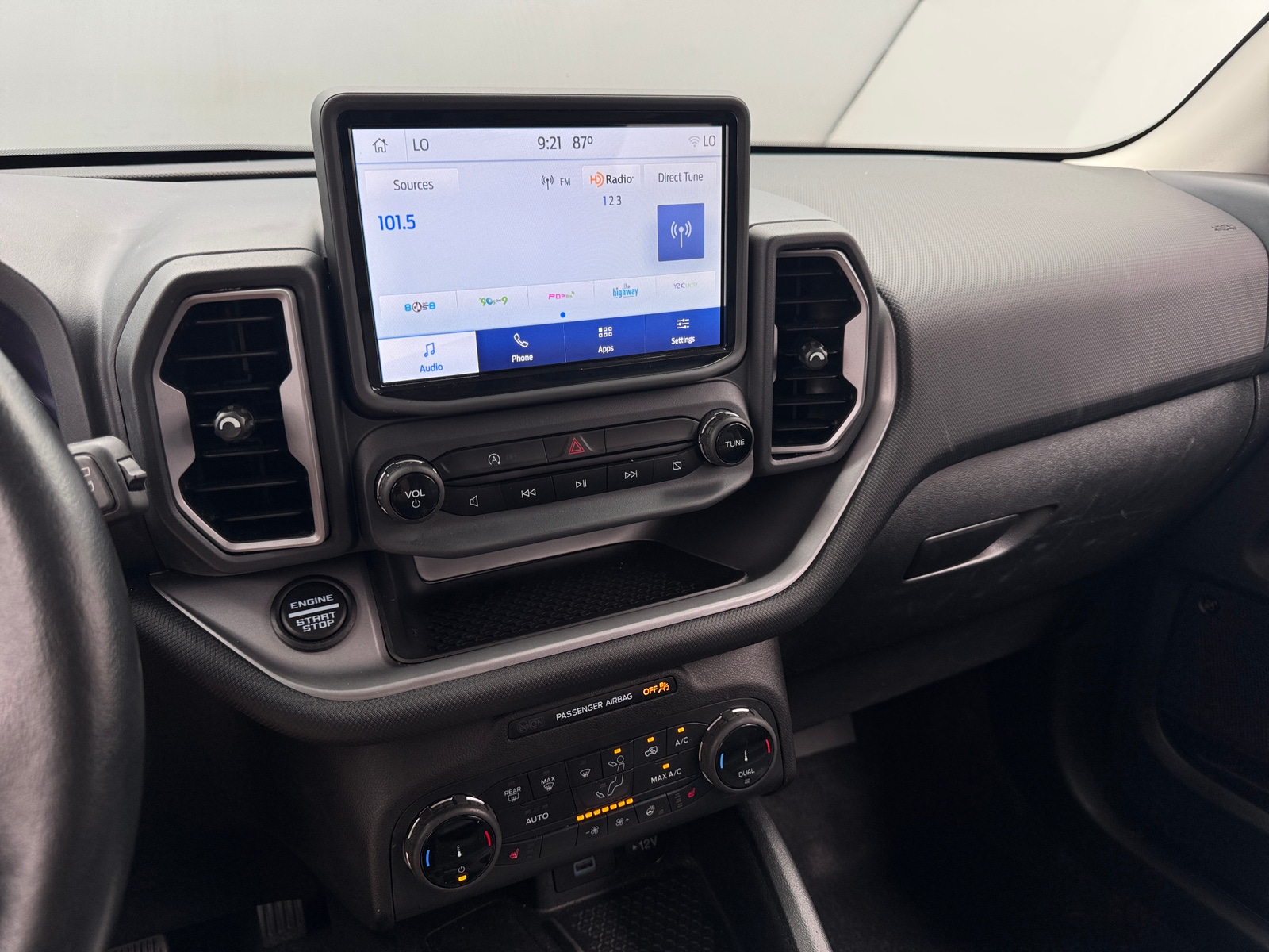 Thumbnail: 2022 Ford Bronco Sport - 3