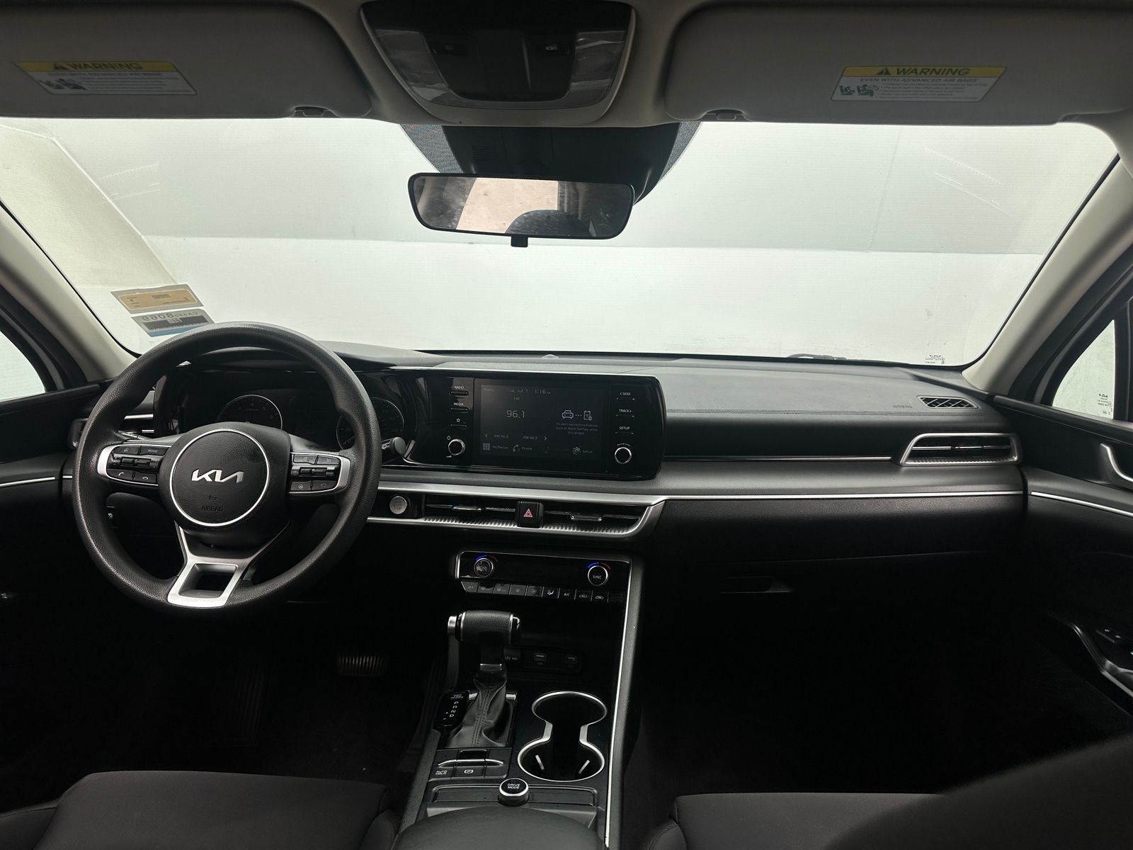 Thumbnail: 2022 Kia K5 - 3