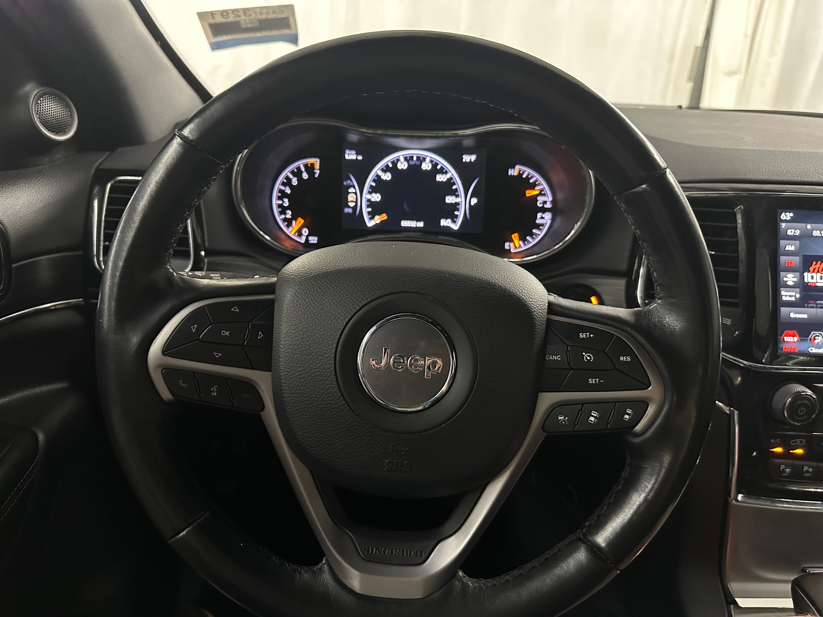 Thumbnail: 2021 Jeep Grand Cherokee - 4