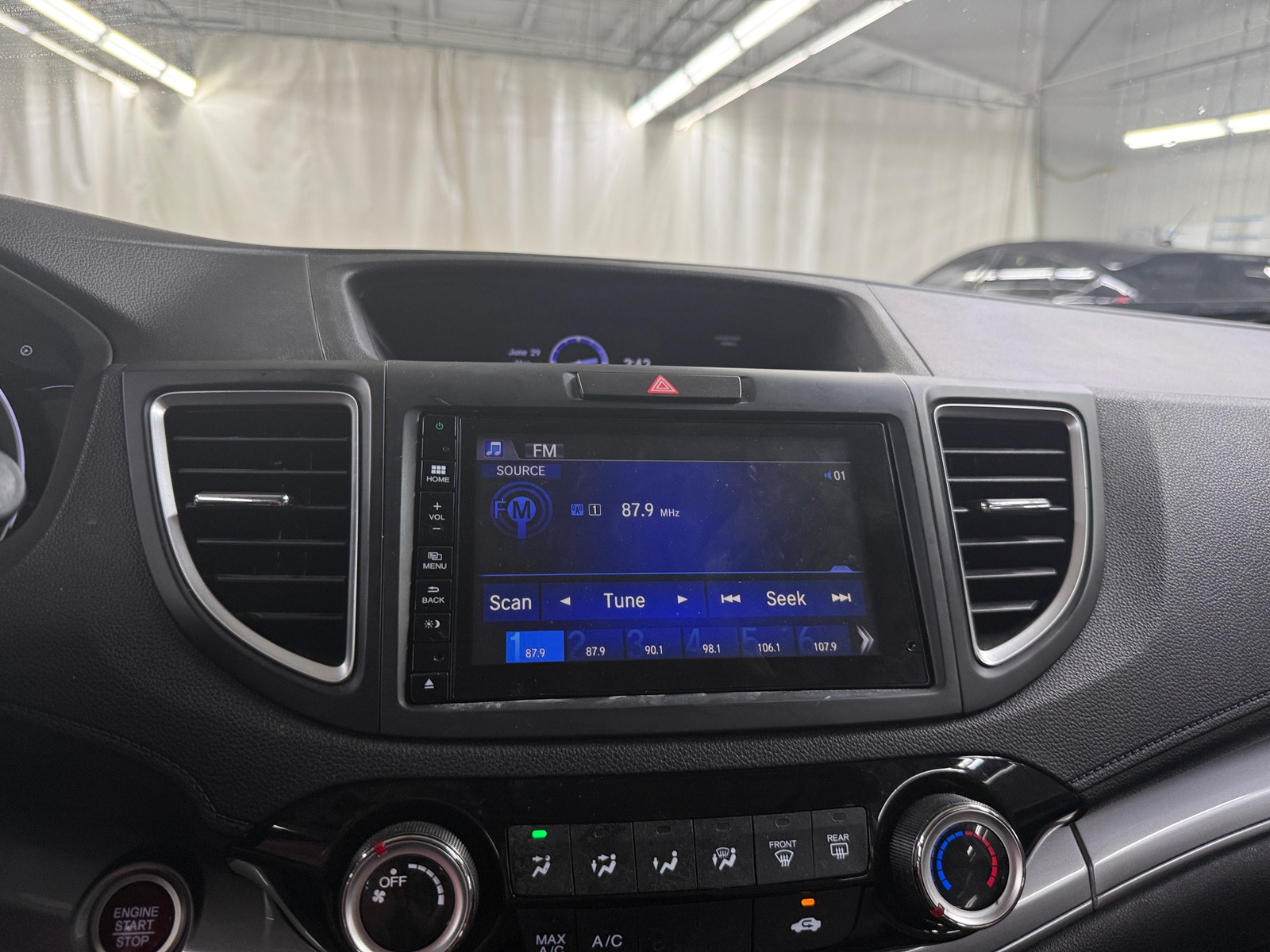 Thumbnail: 2015 Honda CR-V - 4