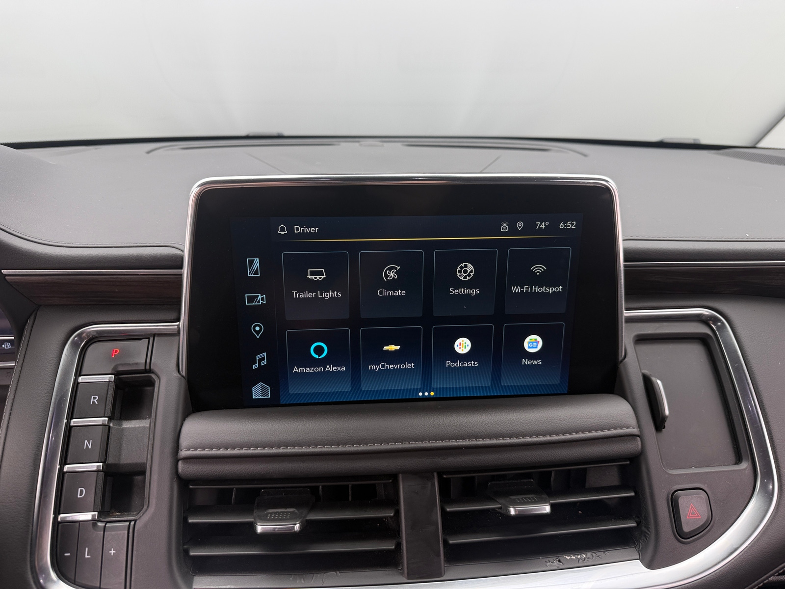 Thumbnail: 2024 Chevrolet Tahoe - 3