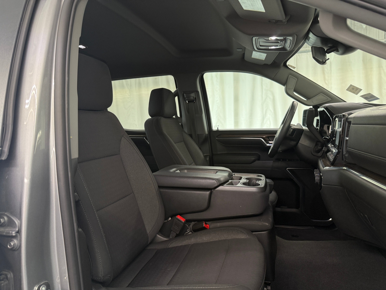 Thumbnail: 2024 Chevrolet Silverado 1500 - 2