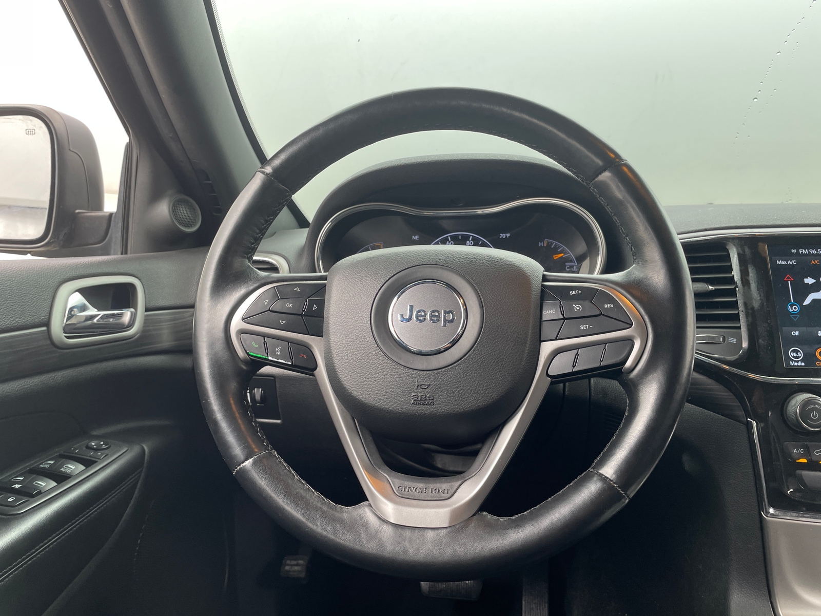 Thumbnail: 2022 Jeep Grand Cherokee - 4