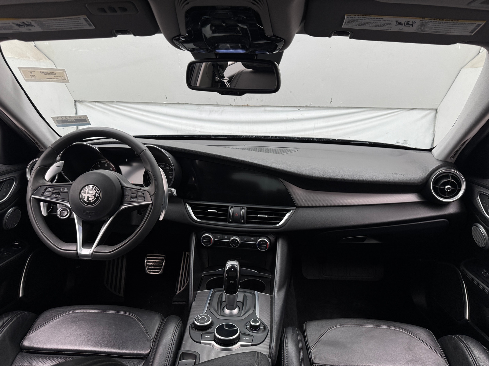 Thumbnail: 2017 Alfa Romeo Giulia - 2
