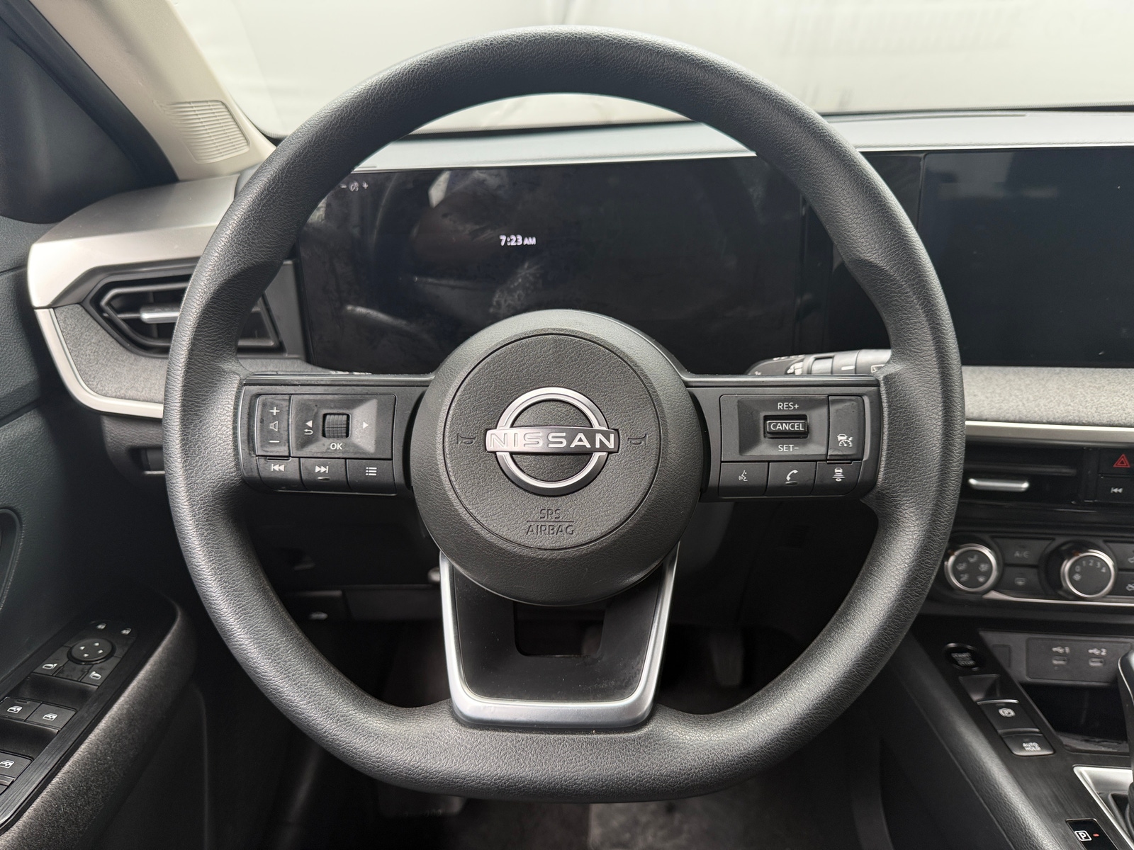 Thumbnail: 2025 Nissan Kicks - 5
