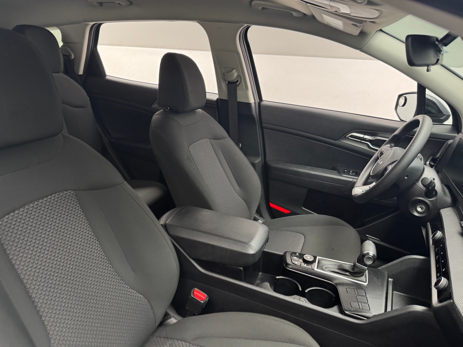 Thumbnail: 2025 Kia Sportage - 2