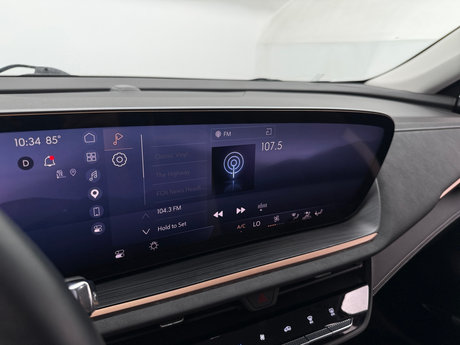Thumbnail: 2025 Buick Envision - 3