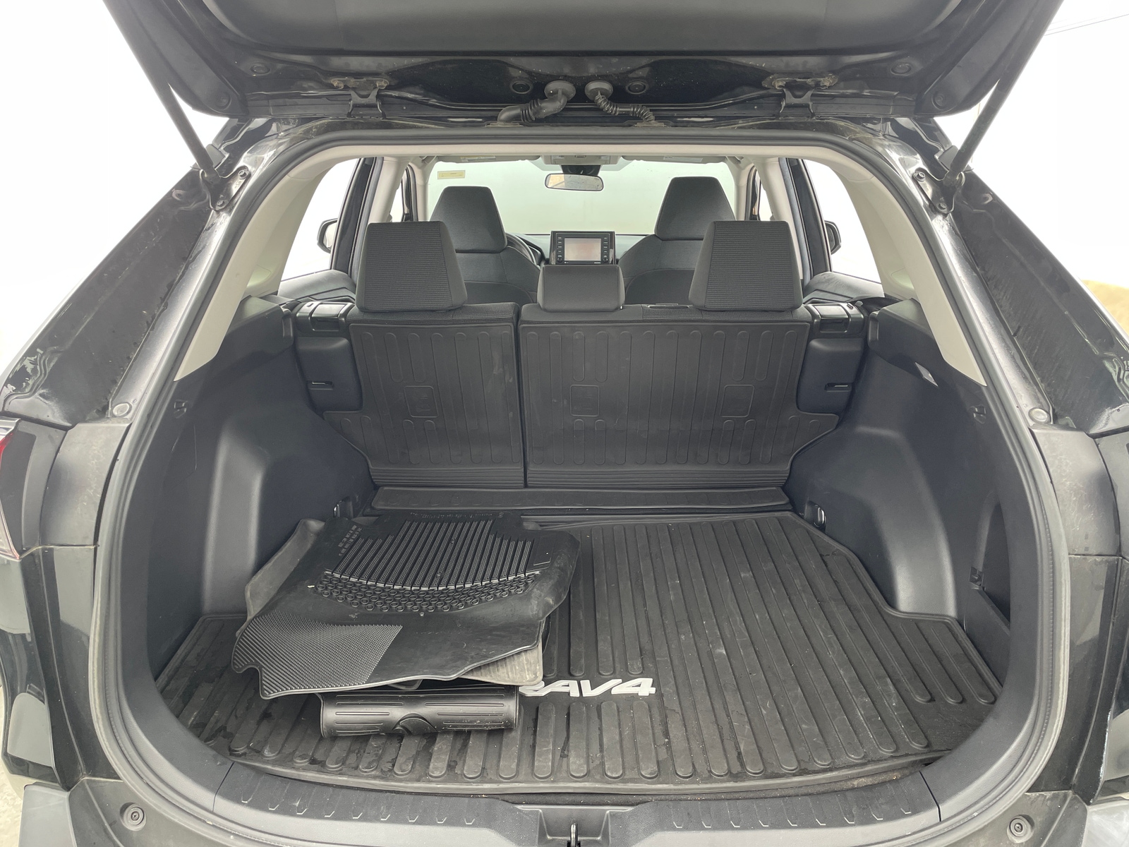 Thumbnail: 2021 Toyota RAV4 - 7