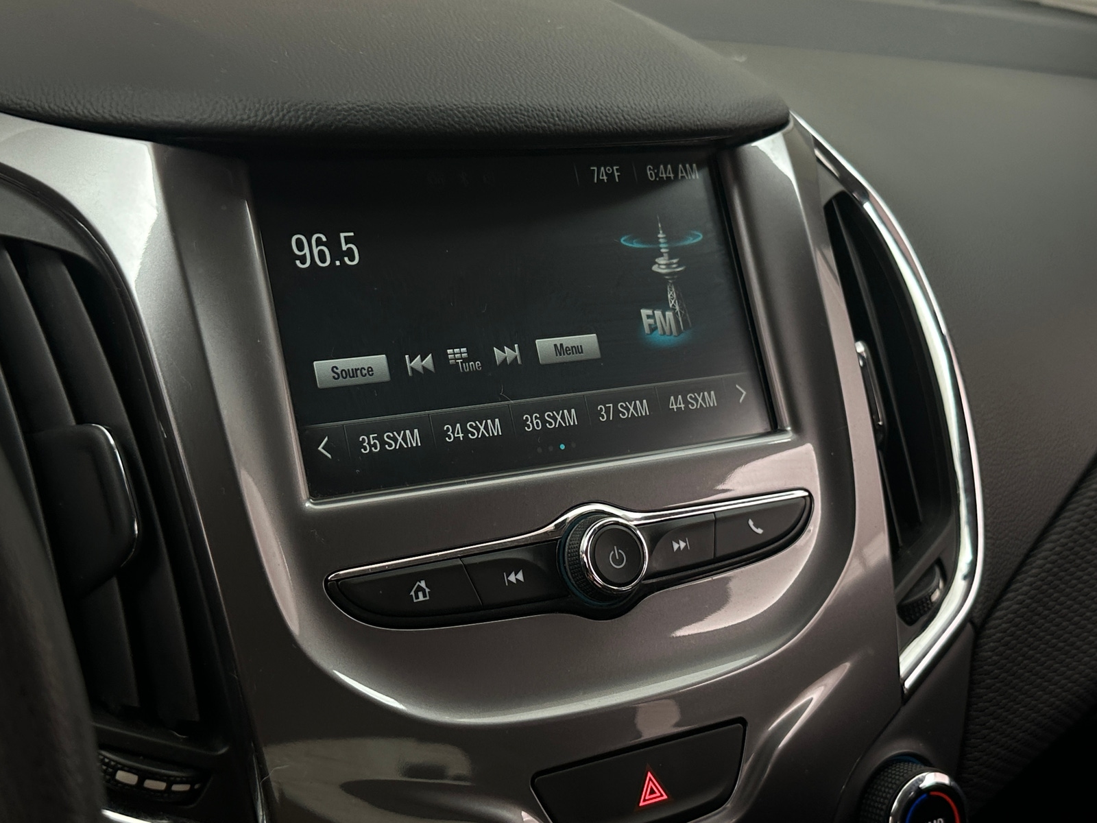Thumbnail: 2016 Chevrolet Cruze - 4