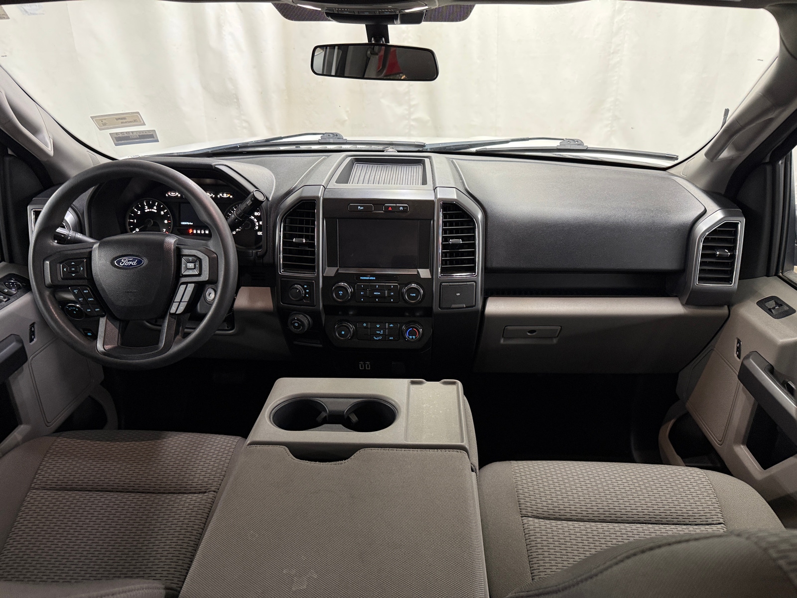 Thumbnail: 2020 Ford Econoline - 3