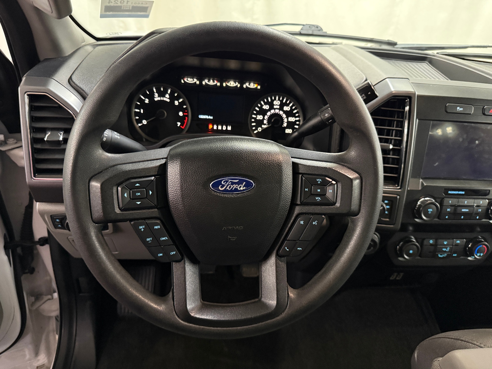 Thumbnail: 2020 Ford Econoline - 5