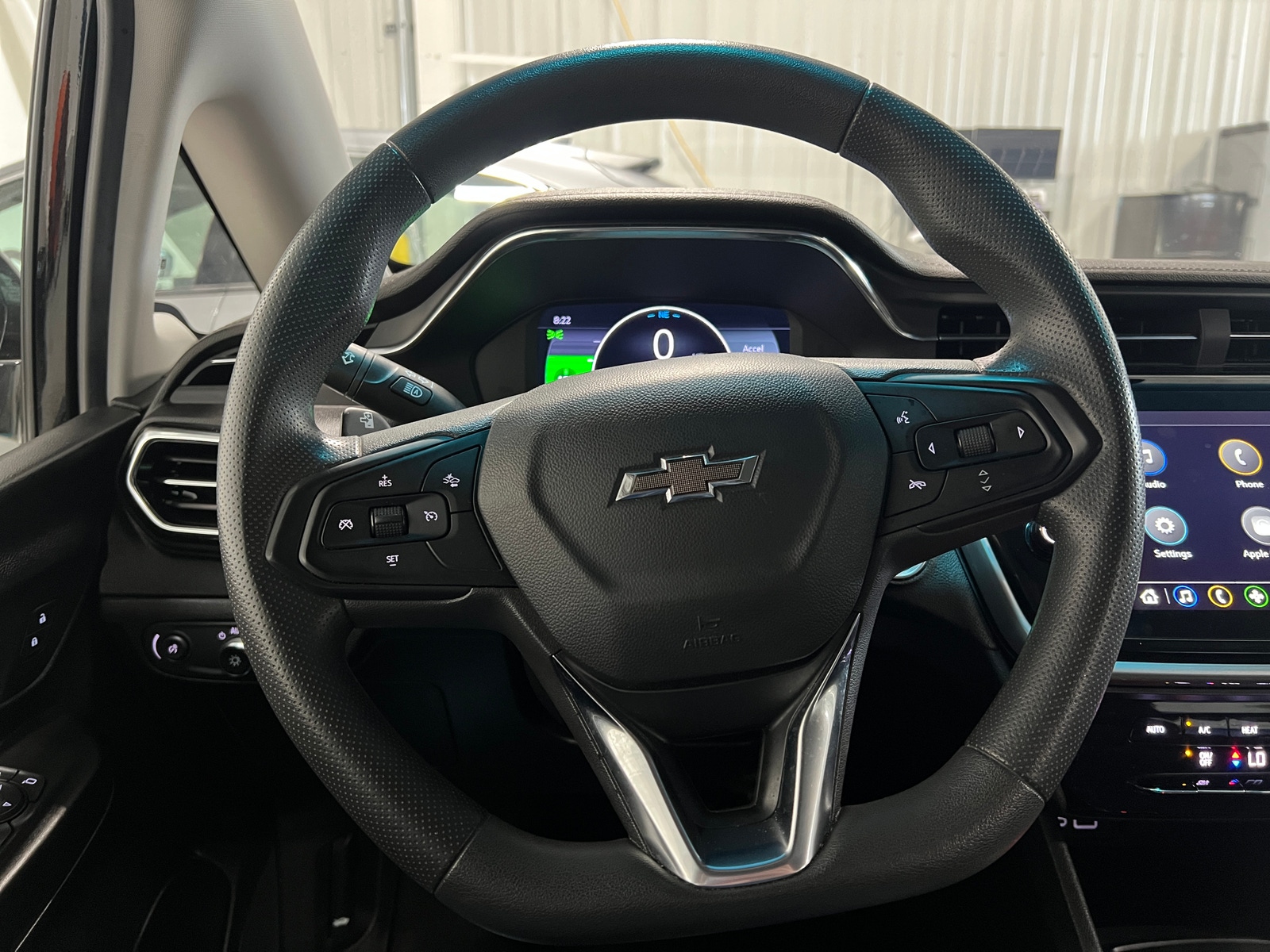 Thumbnail: 2023 Chevrolet Bolt EV - 5