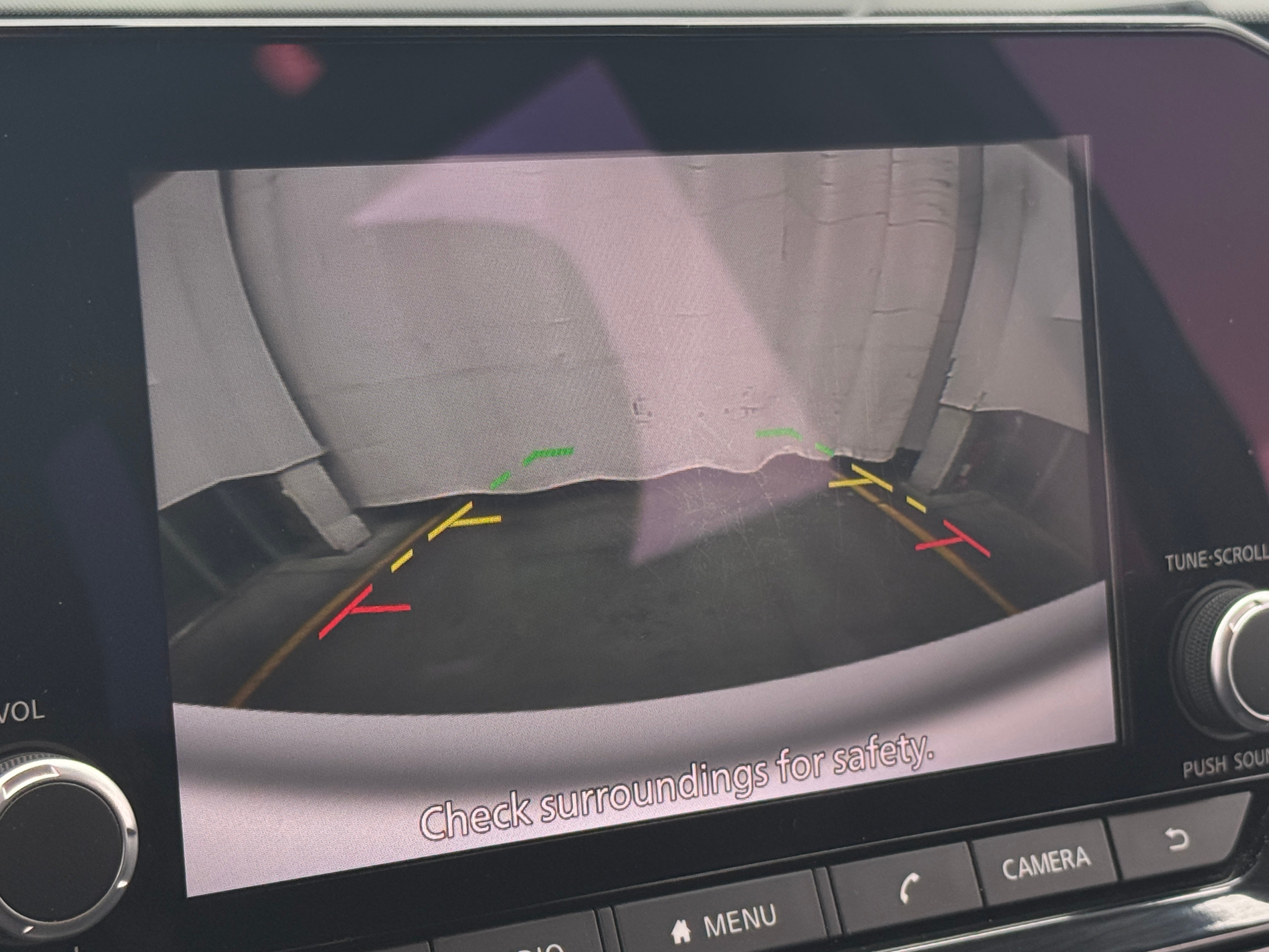 2025 Nissan Pathfinder SV - Photo 10