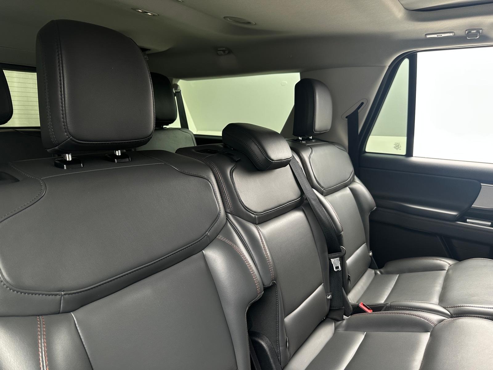 Thumbnail: 2025 Ford Expedition MAX - 5