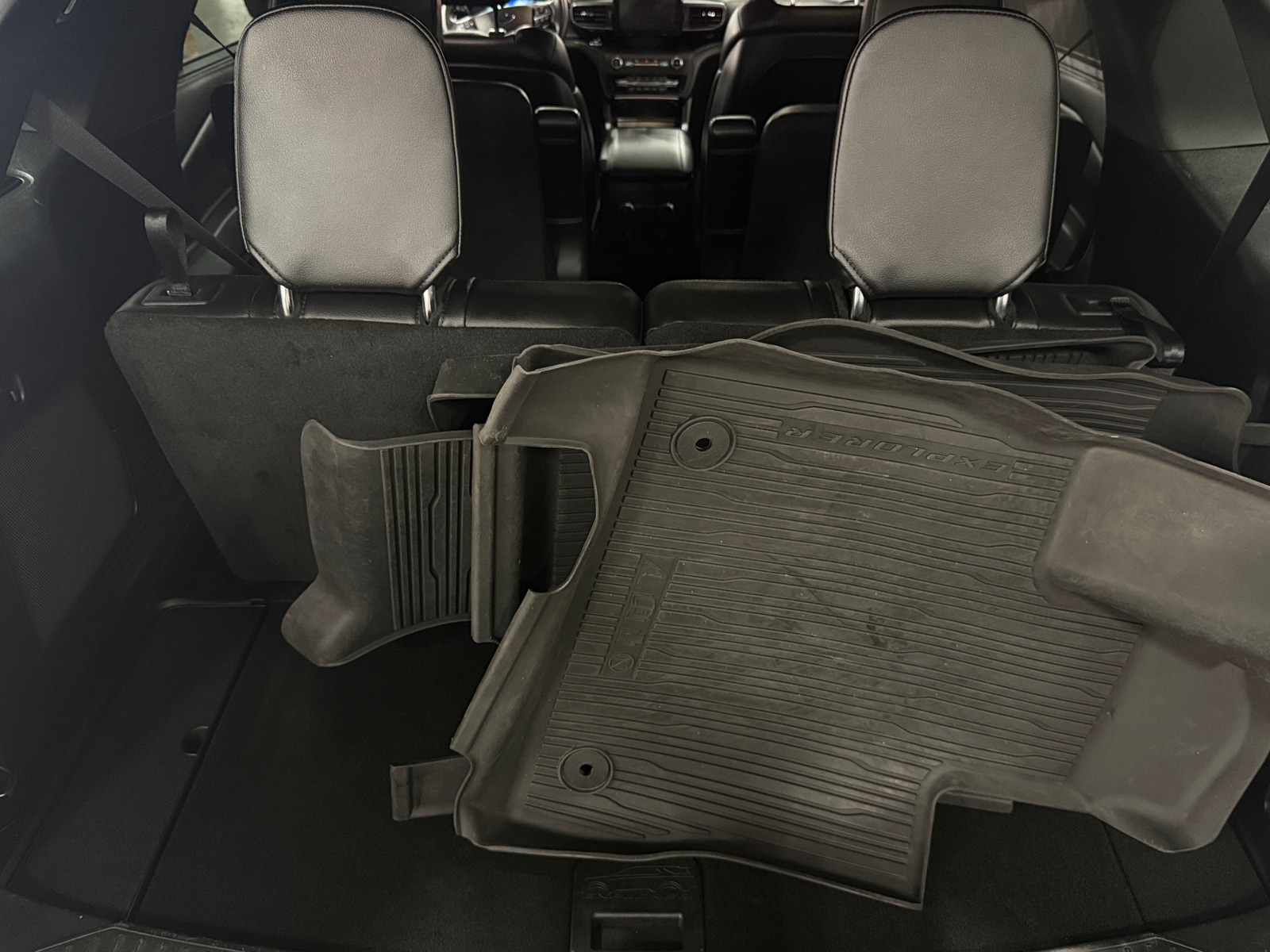 Thumbnail: 2020 Ford Explorer - 6