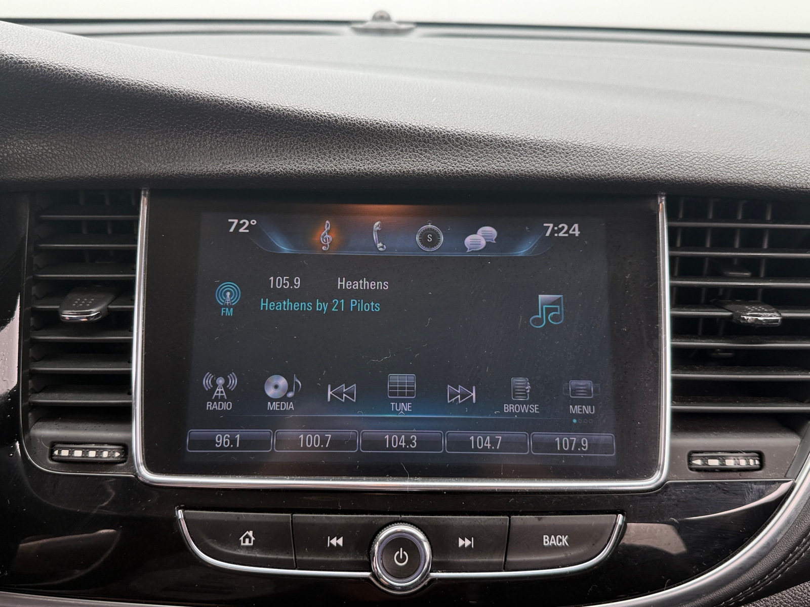 Thumbnail: 2017 Buick Encore - 4