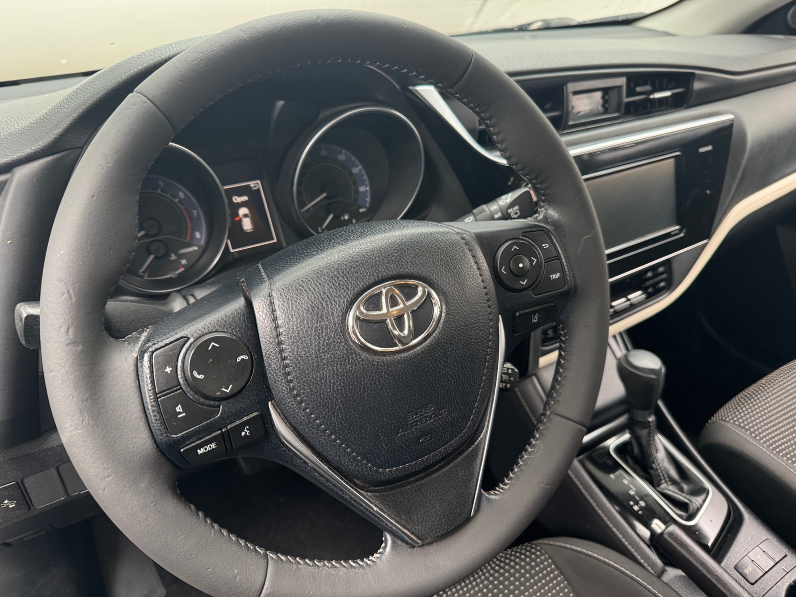 Thumbnail: 2018 Toyota Corolla iM - 5