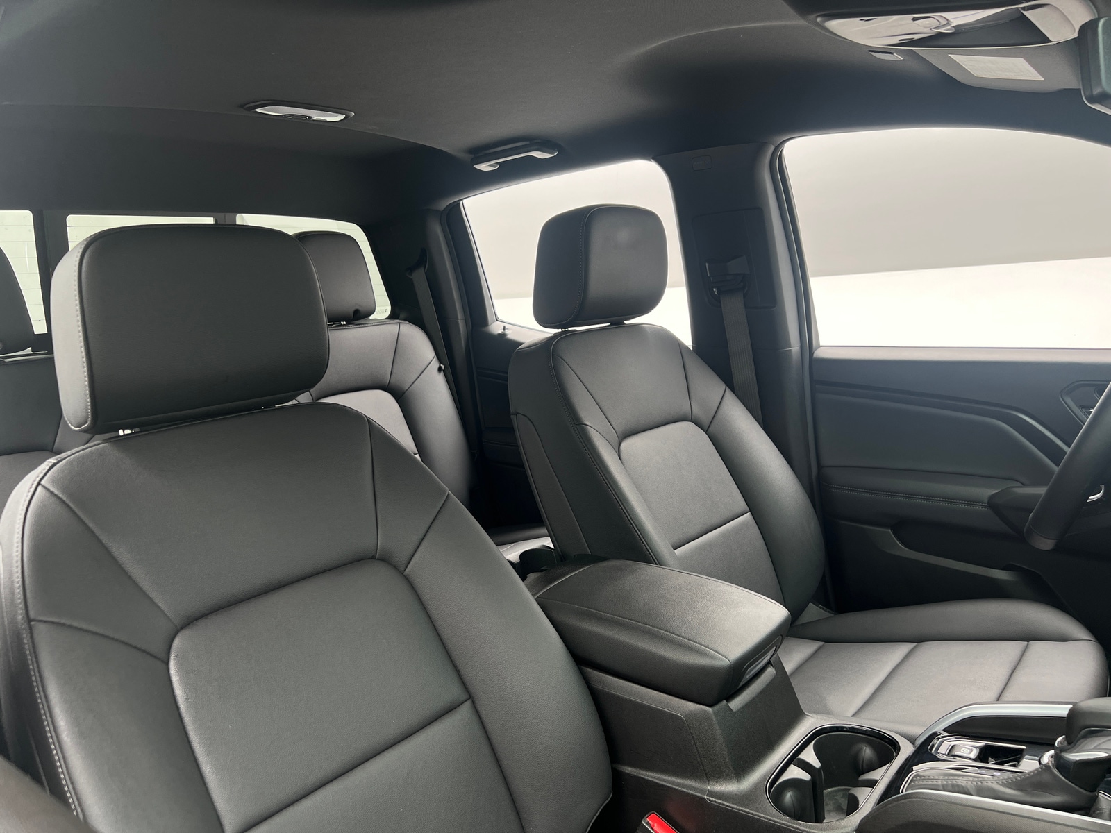 Thumbnail: 2024 Chevrolet Colorado - 2