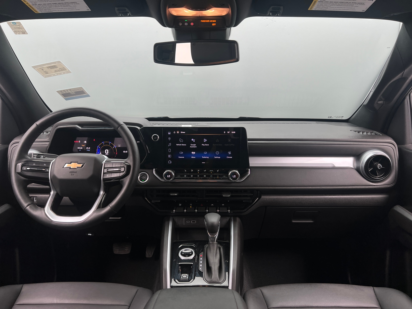 Thumbnail: 2024 Chevrolet Colorado - 3