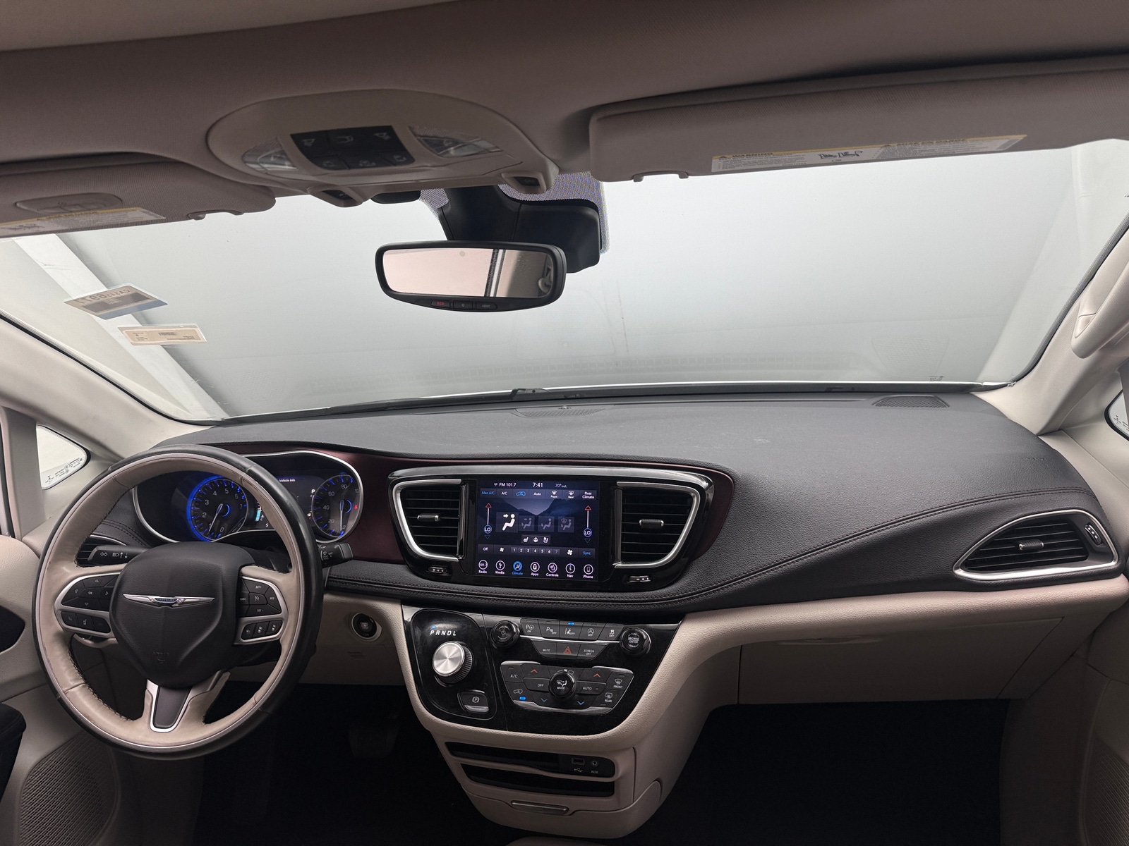 Thumbnail: 2019 Chrysler Pacifica - 2