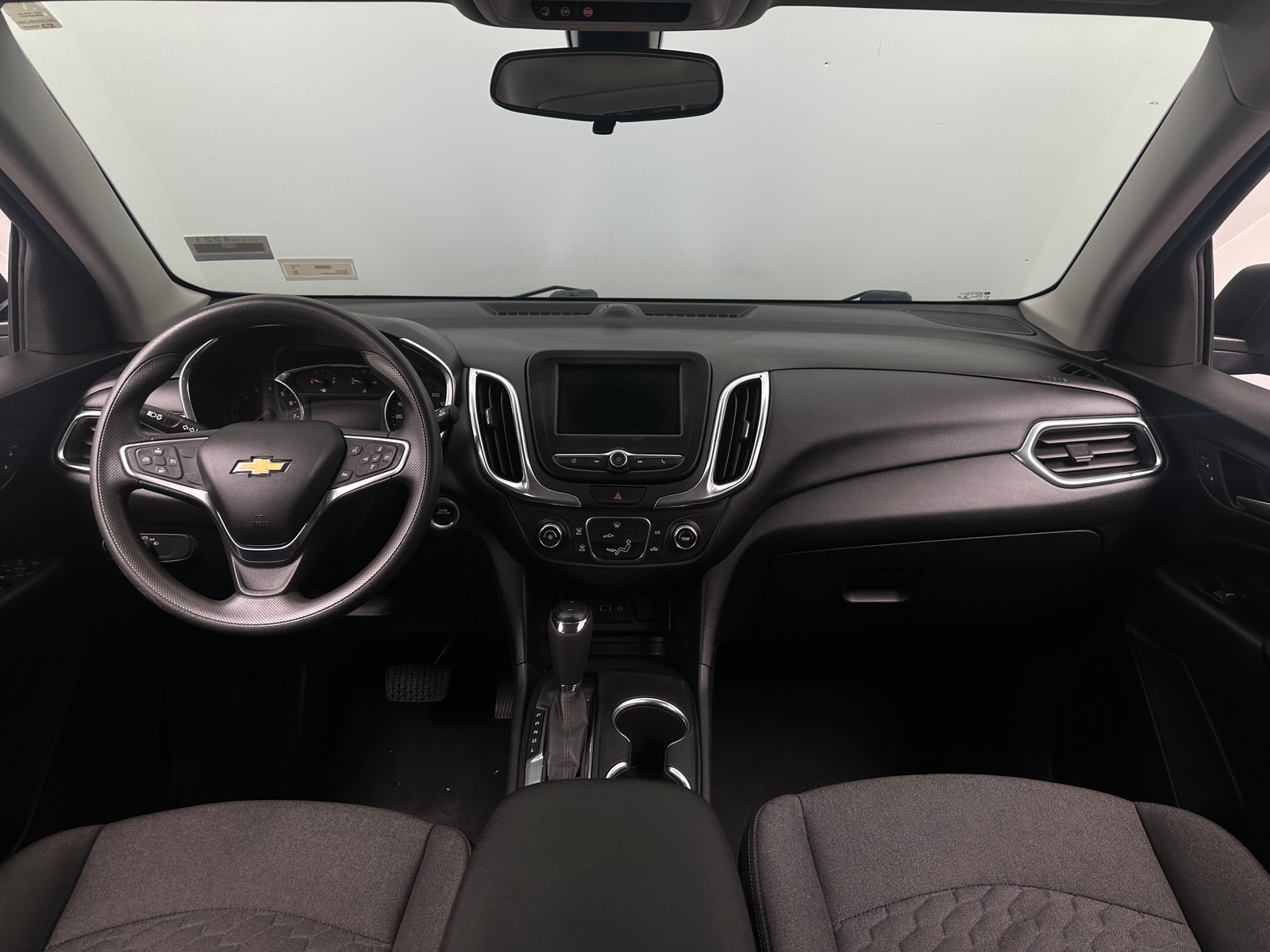 Thumbnail: 2019 Chevrolet Equinox - 3