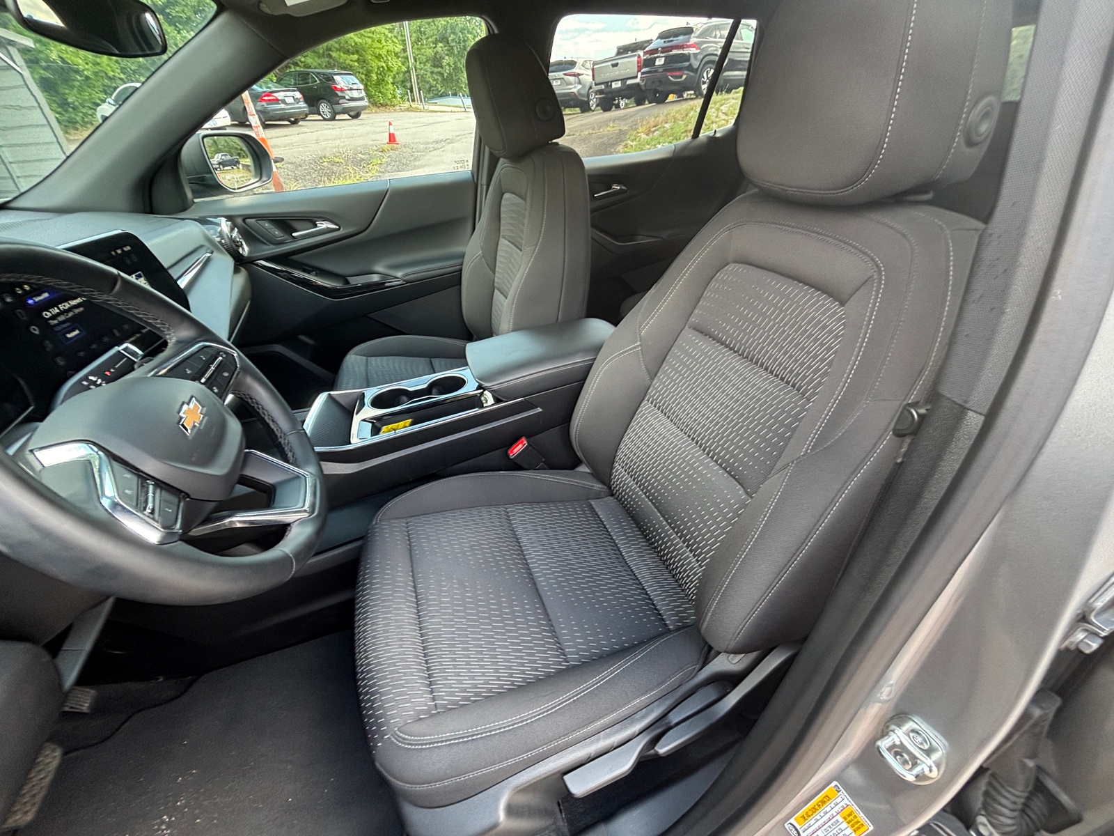 Thumbnail: 2025 Chevrolet Equinox - 2