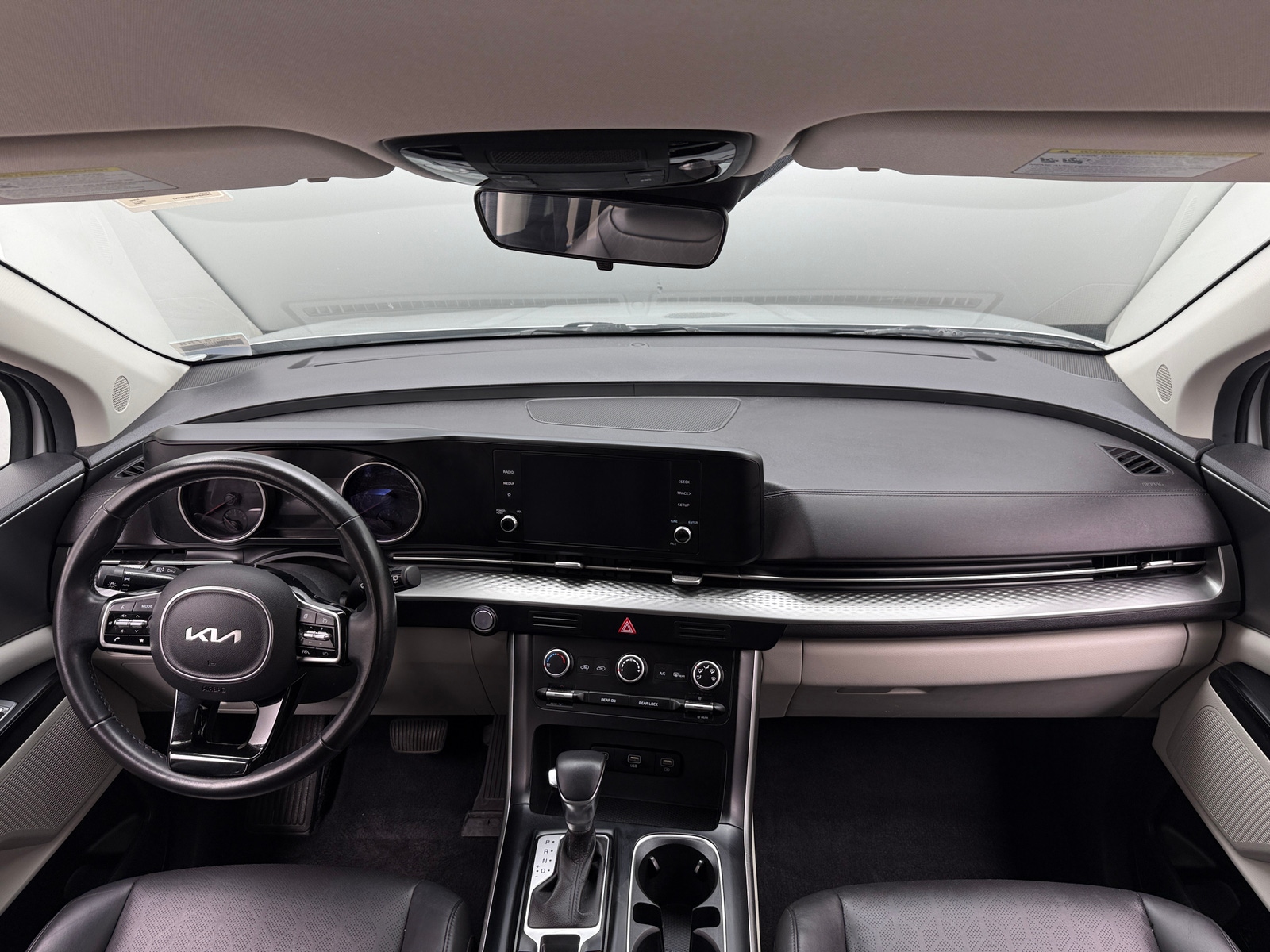 Thumbnail: 2022 Kia Carnival - 2