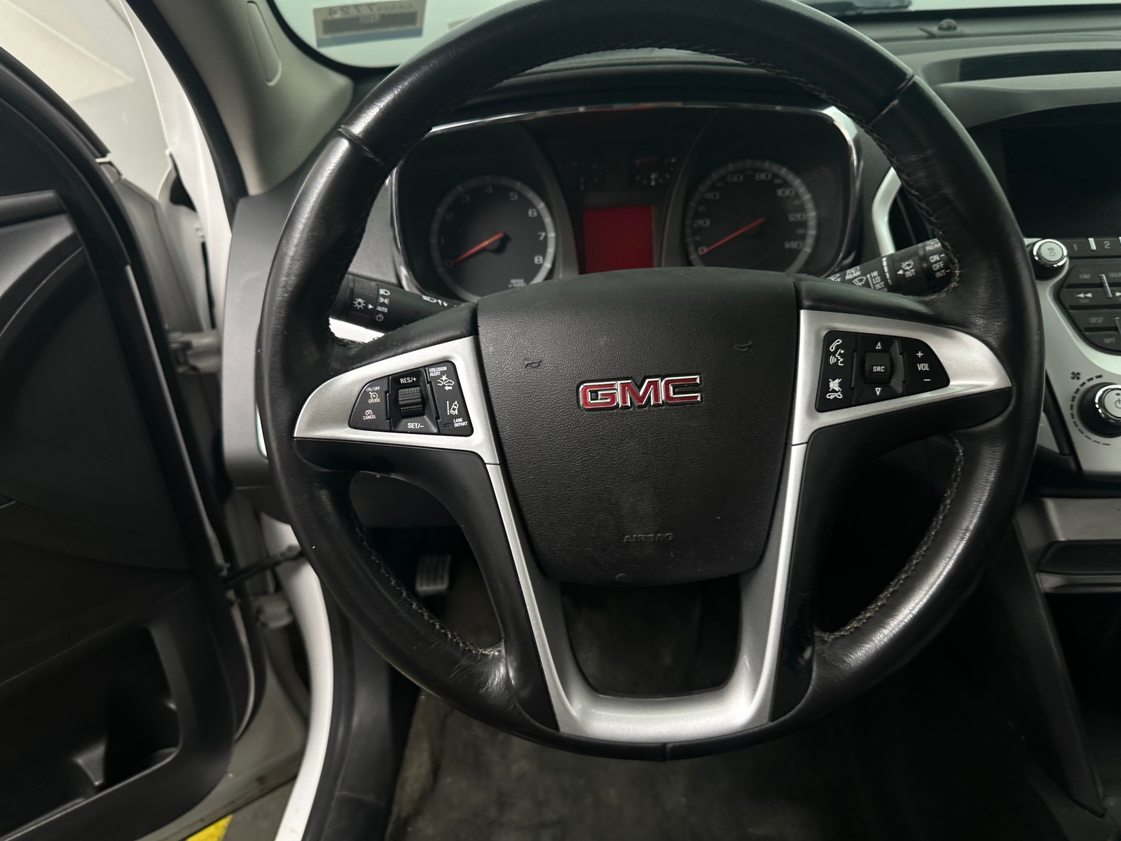 Thumbnail: 2017 GMC Terrain - 4
