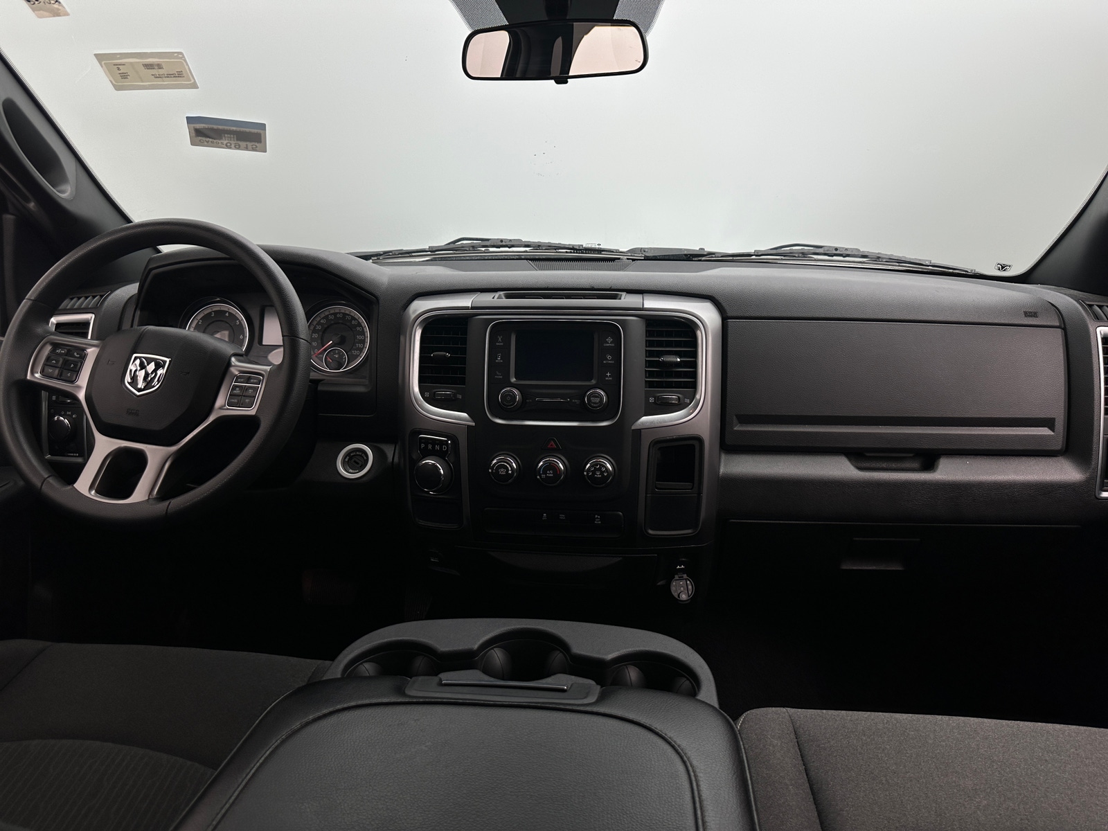 Thumbnail: 2024 RAM 1500 Classic - 3