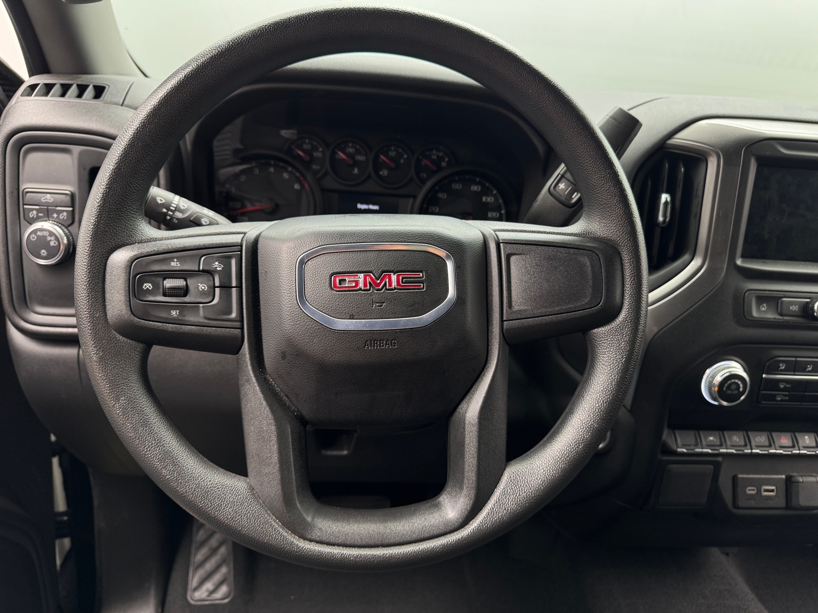 Thumbnail: 2025 GMC Sierra 1500 - 5
