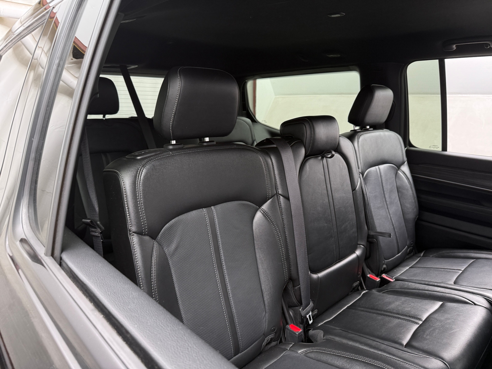 Thumbnail: 2024 Jeep Wagoneer - 5