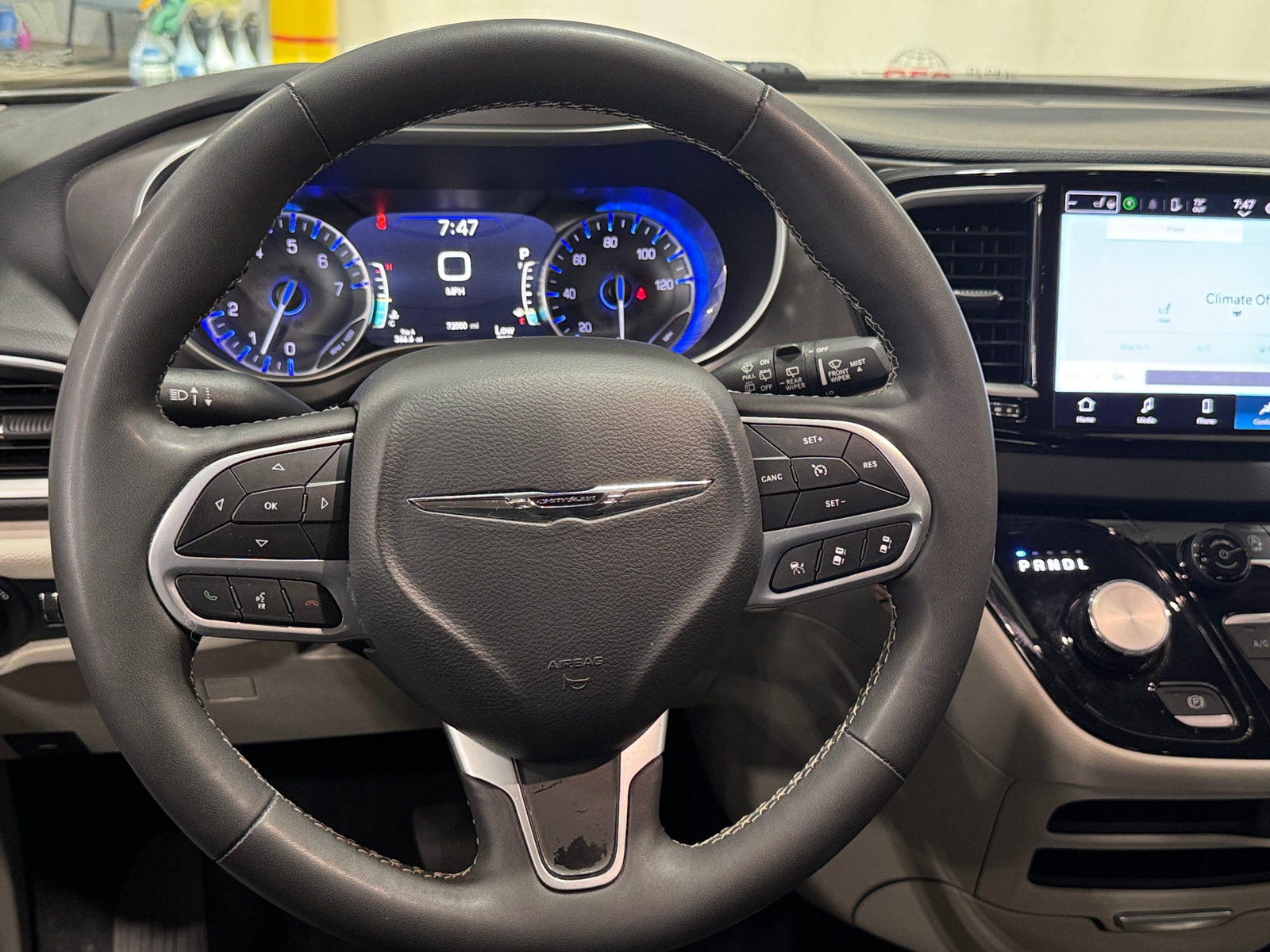 Thumbnail: 2024 Chrysler Pacifica - 4