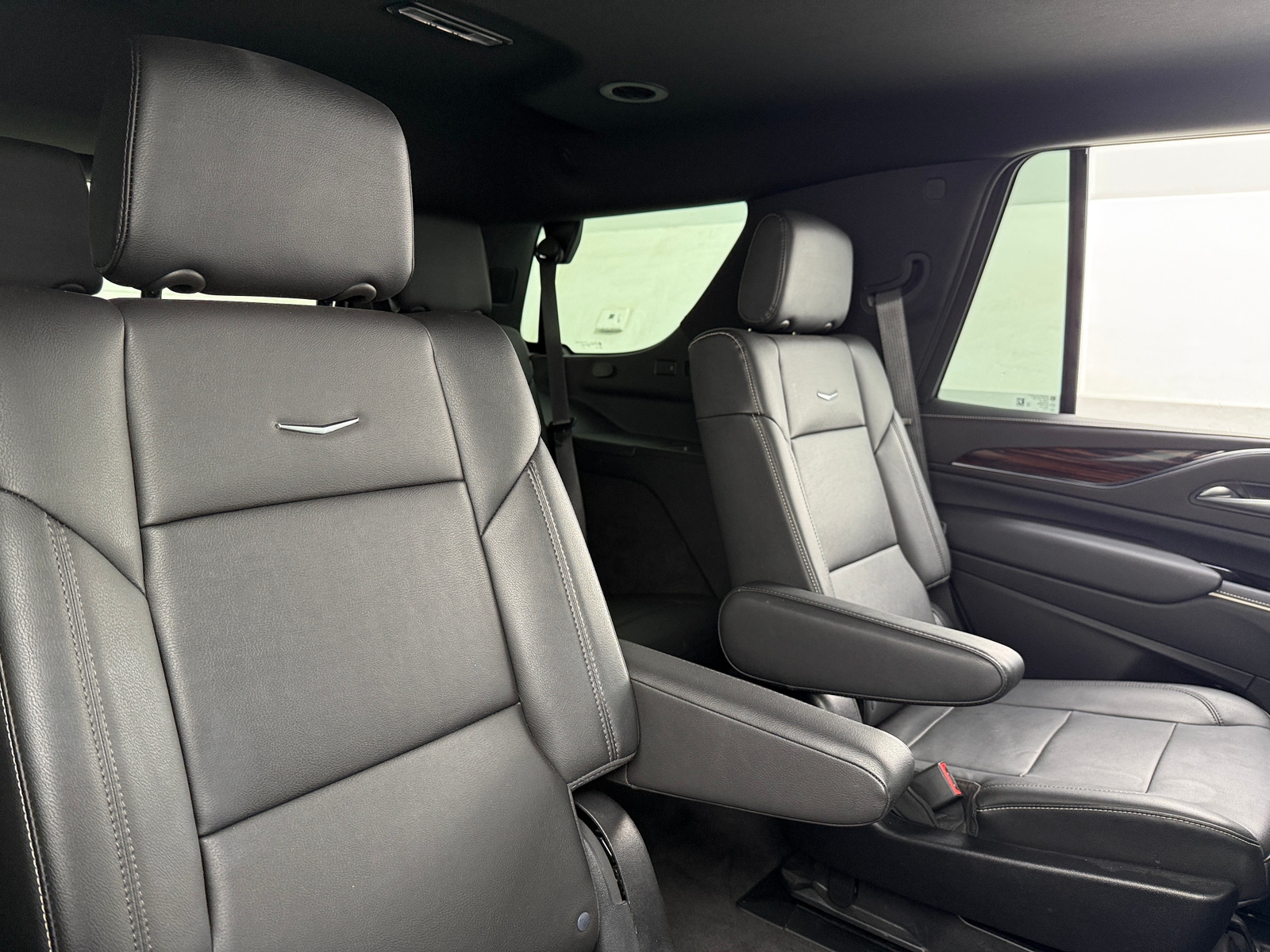Thumbnail: 2023 Cadillac Escalade - 5