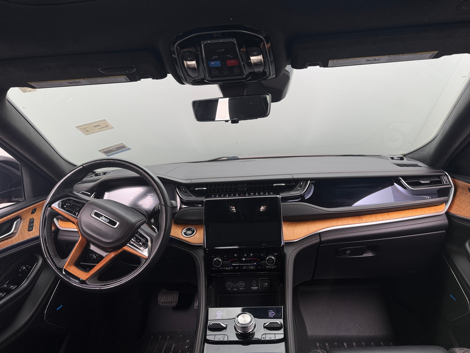 Thumbnail: 2022 Jeep Grand Cherokee L - 2