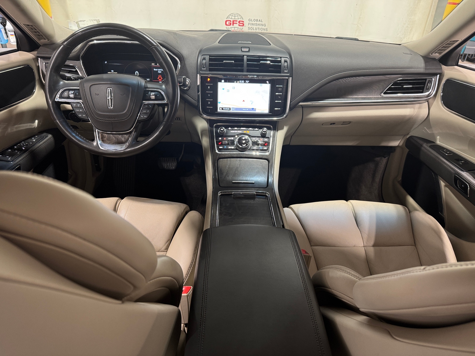 Thumbnail: 2017 Lincoln Continental - 2