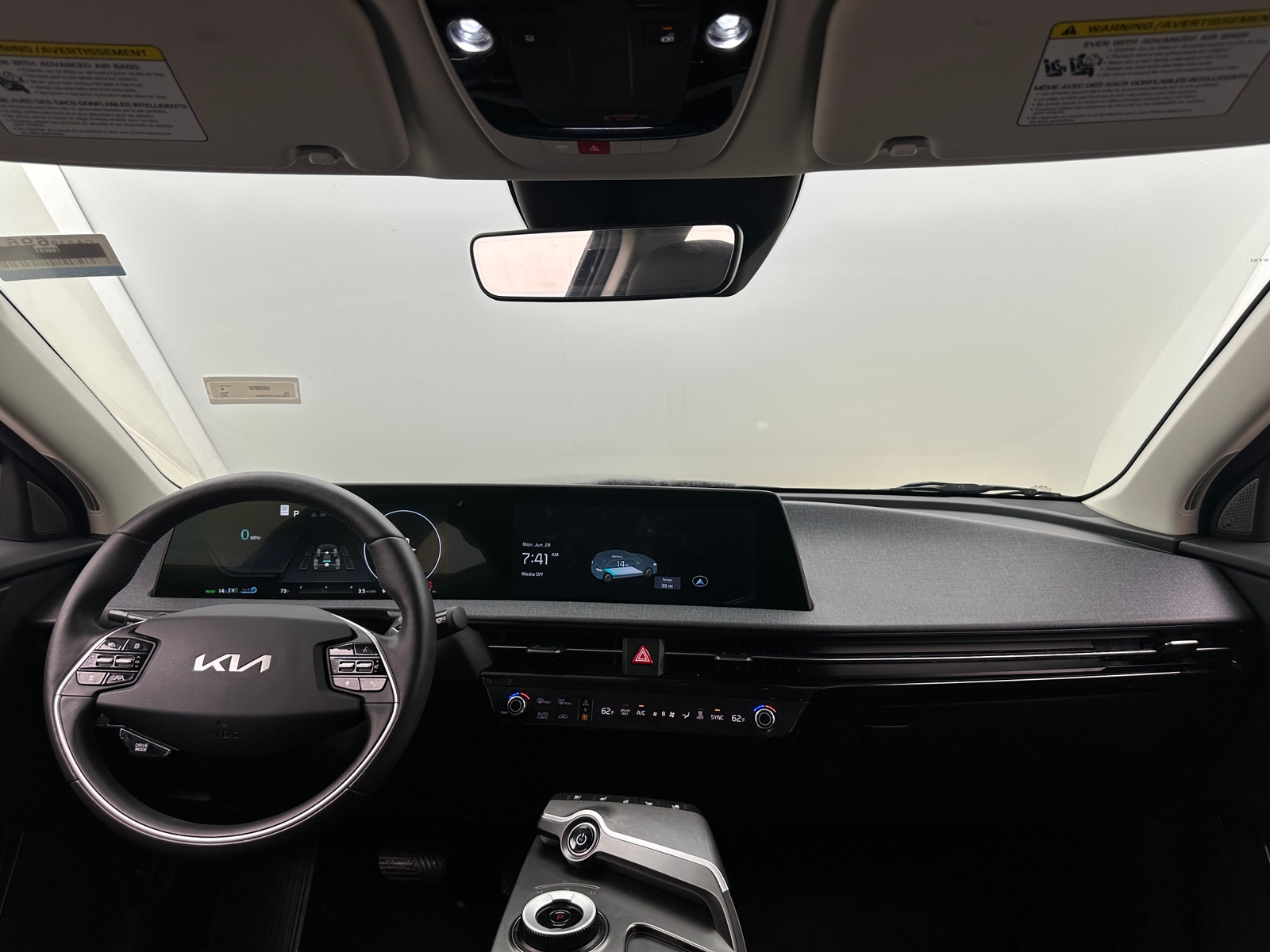 Thumbnail: 2024 Kia EV6 - 2