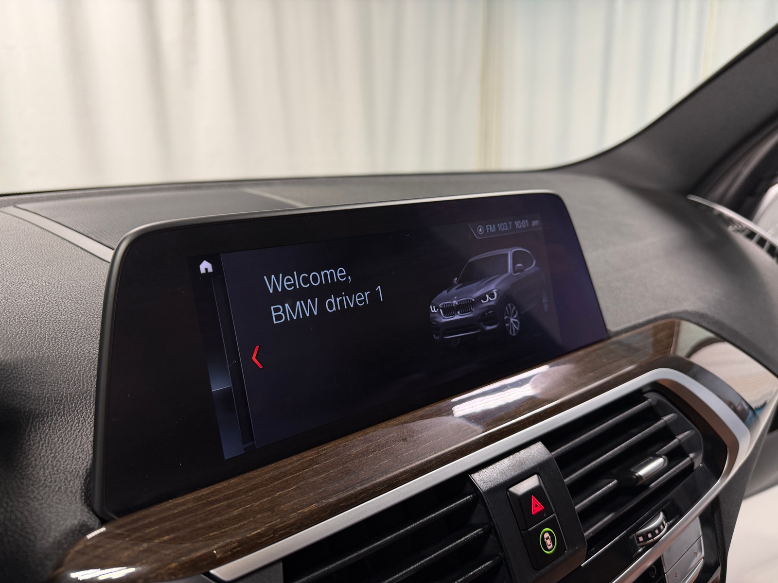 Thumbnail: 2021 BMW X3 - 3