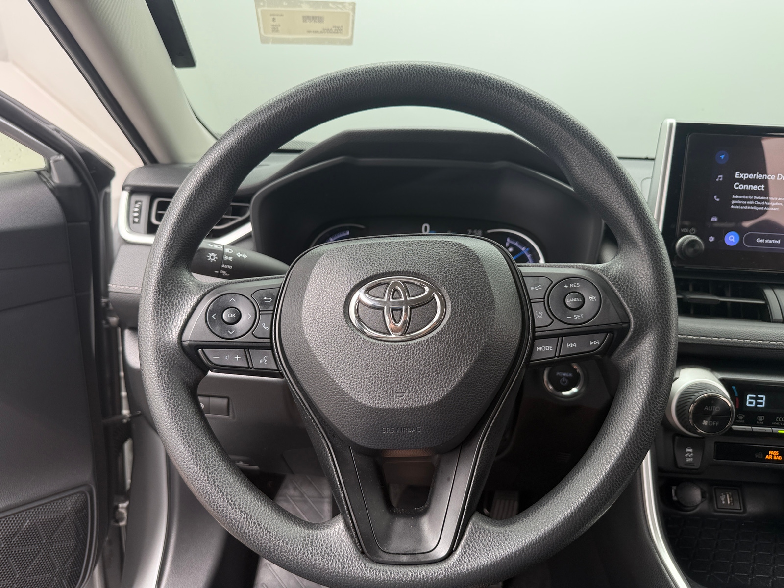 Thumbnail: 2025 Toyota RAV4 - 5
