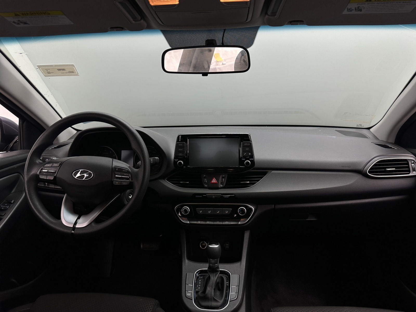 Thumbnail: 2019 Hyundai Elantra - 3