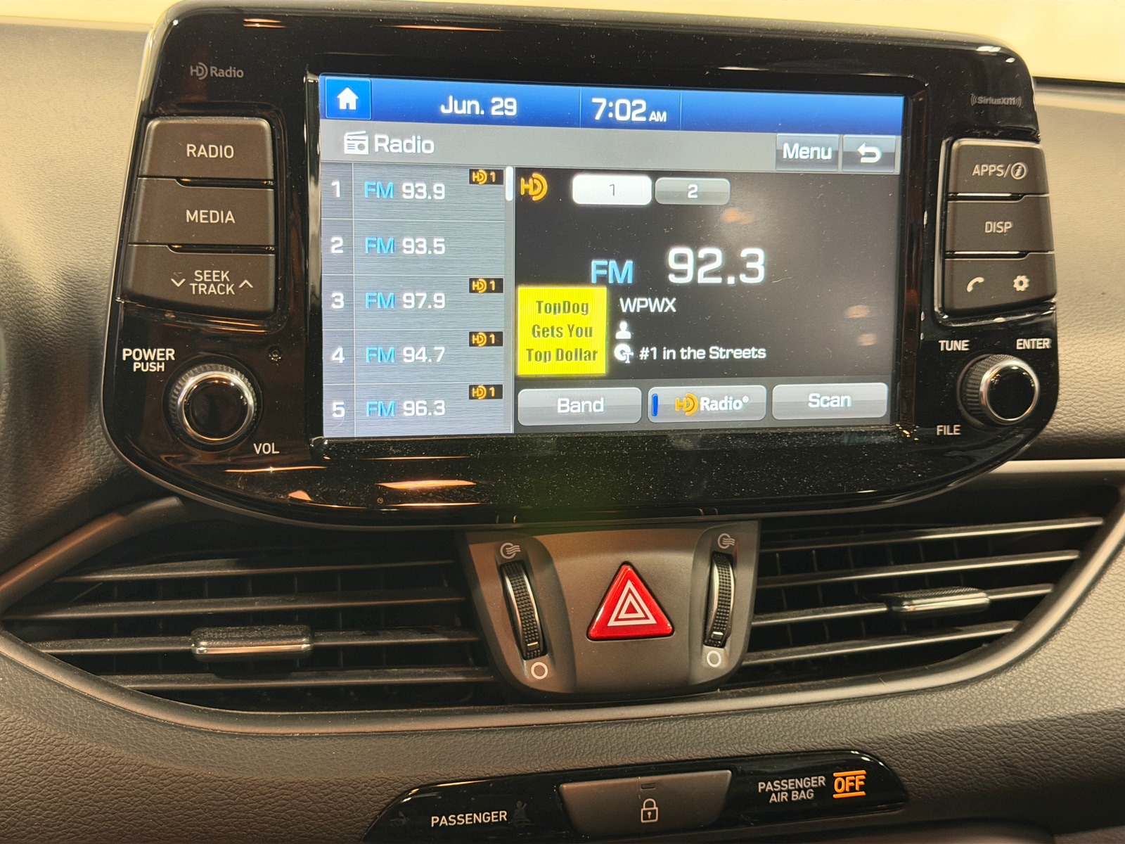 Thumbnail: 2019 Hyundai Elantra - 4