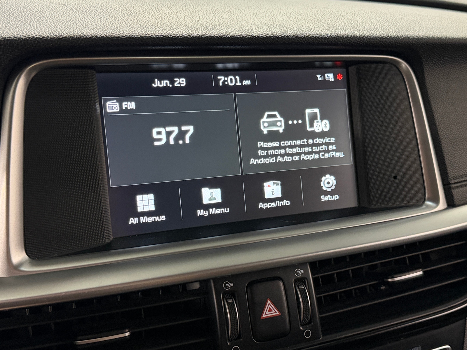 Thumbnail: 2019 Kia Optima - 4