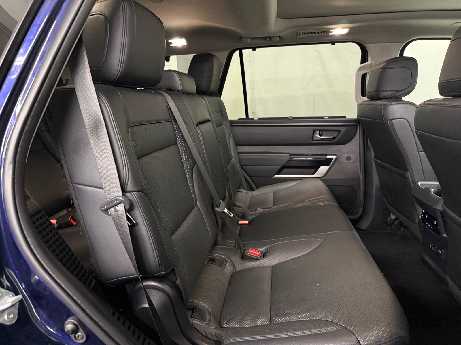 Thumbnail: 2023 Toyota Sequoia - 5